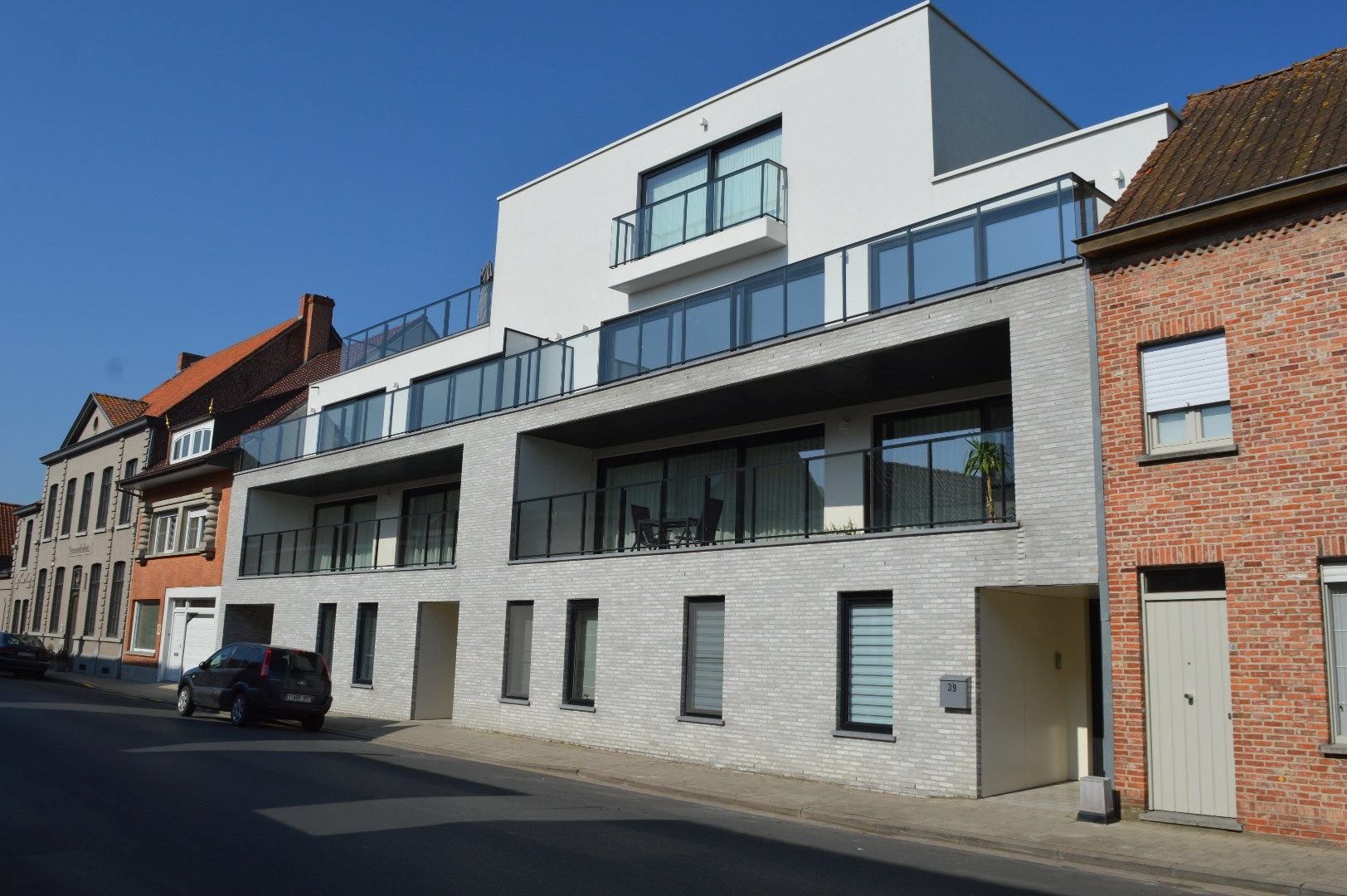 Prachtig ruim appartement met 3 slaapkamers in centrum Ledegem foto 12