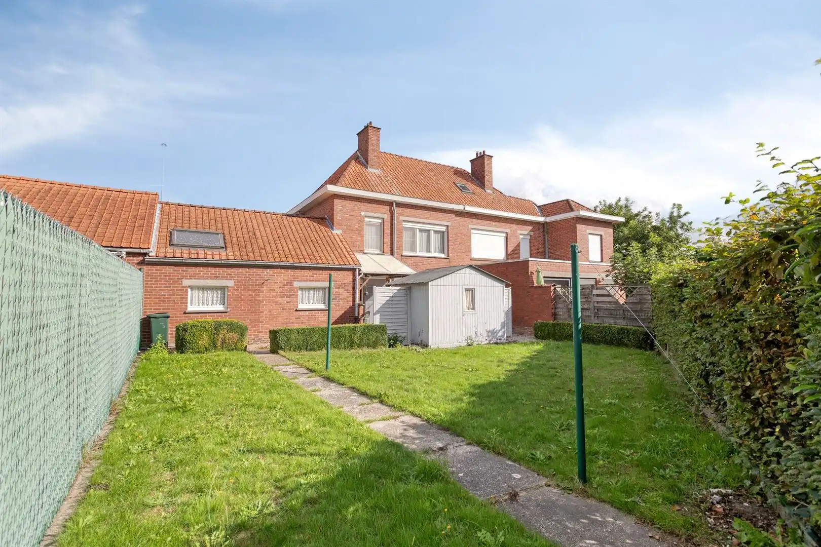 Te renoveren woning te Heurne foto 23