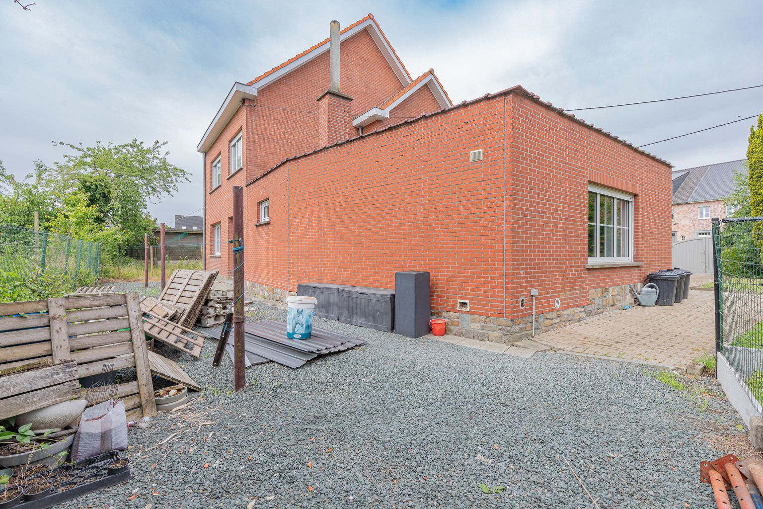 Rustig gelegen woning met 3 slaapkamers en grote tuin! foto 20