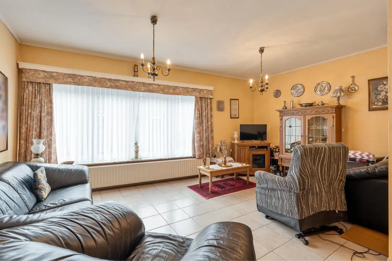 Ruime bel-etagewoning met grote garage (werkplaats) en dakterras foto 7