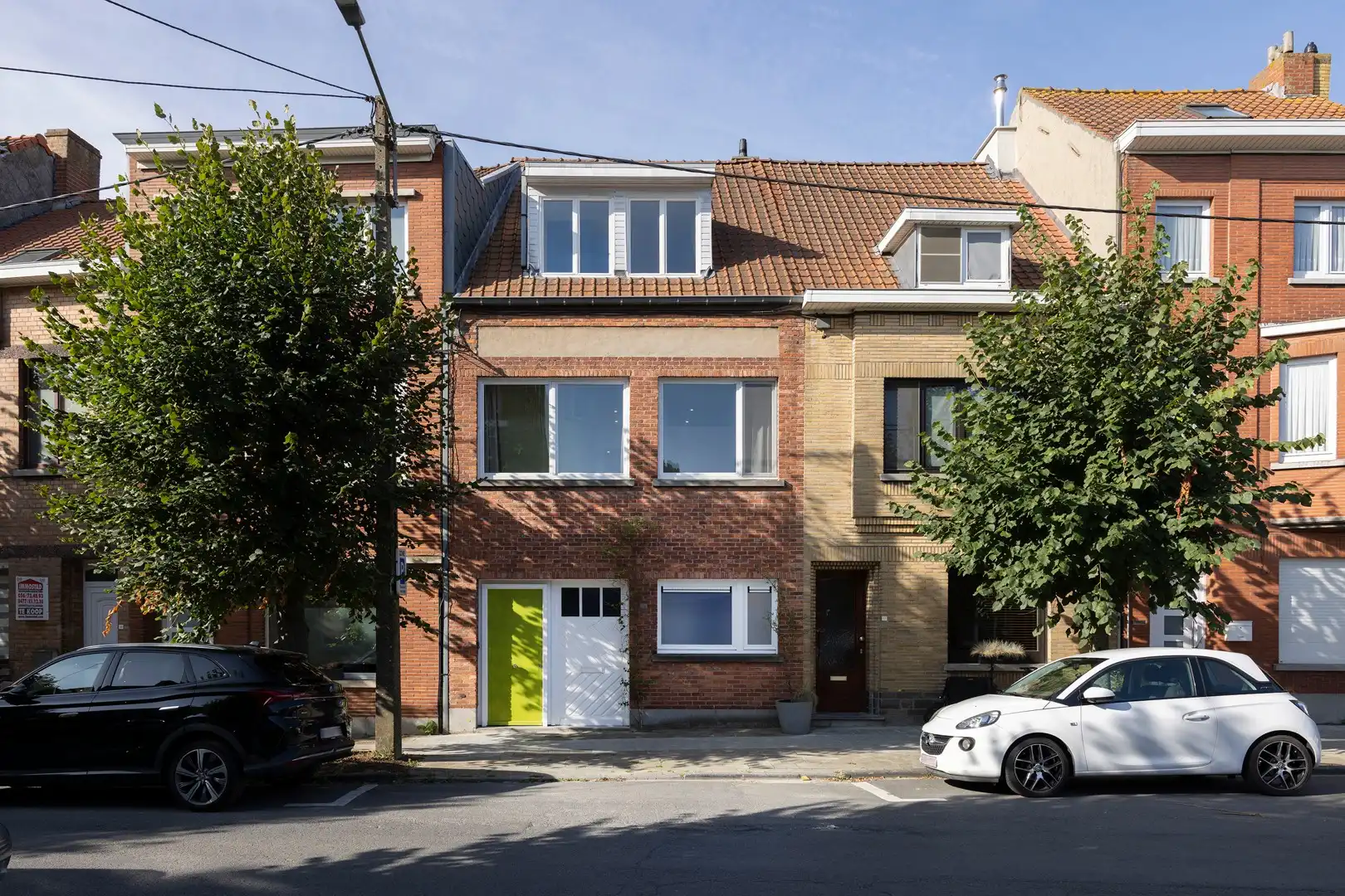 Goed gelegen, knappe woning met modulaire woonfunctie. foto {{pictureIndex}}