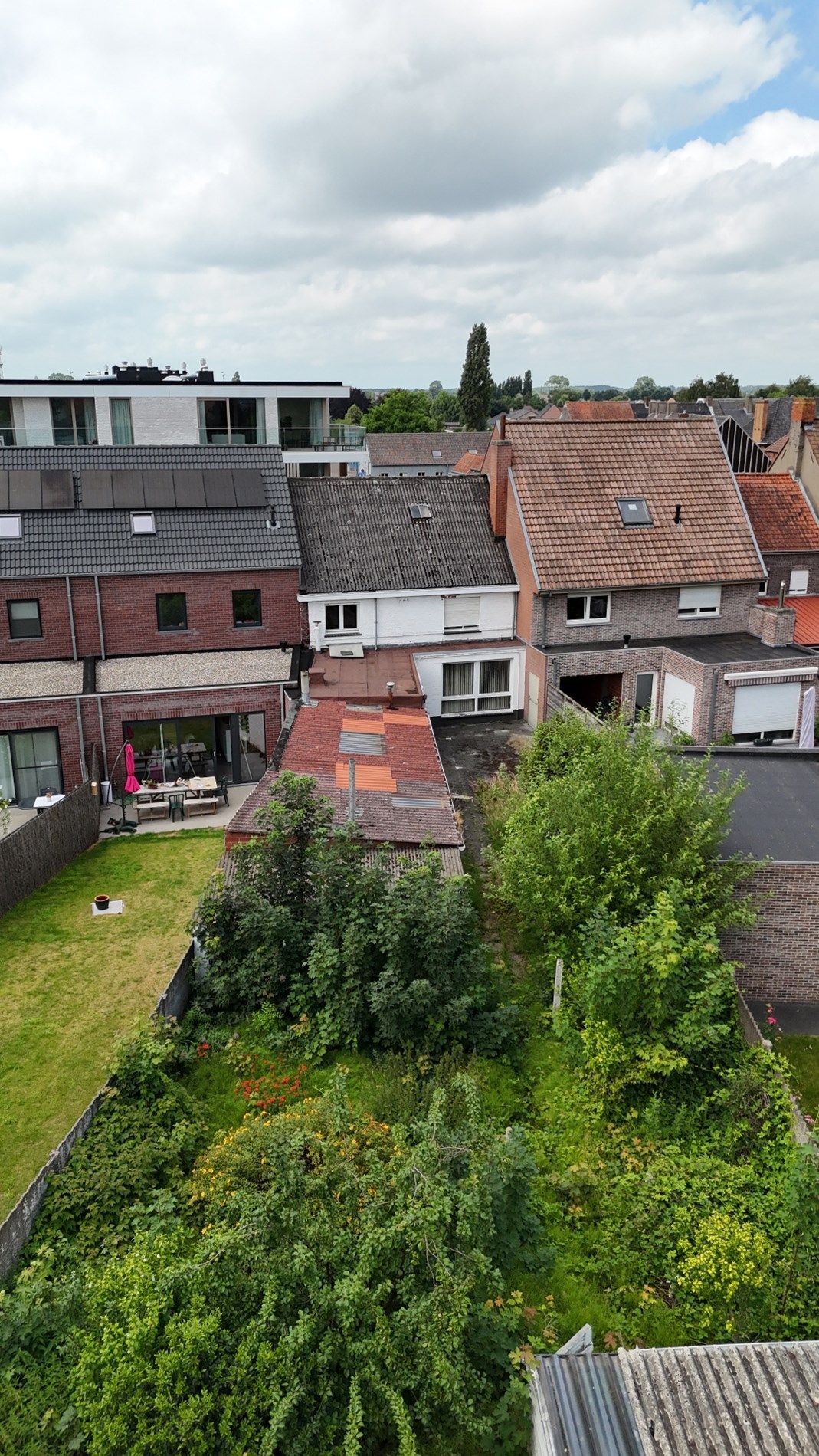 Ruime woning met 5 slaapkamers, tuin en garage in Wingene foto 21
