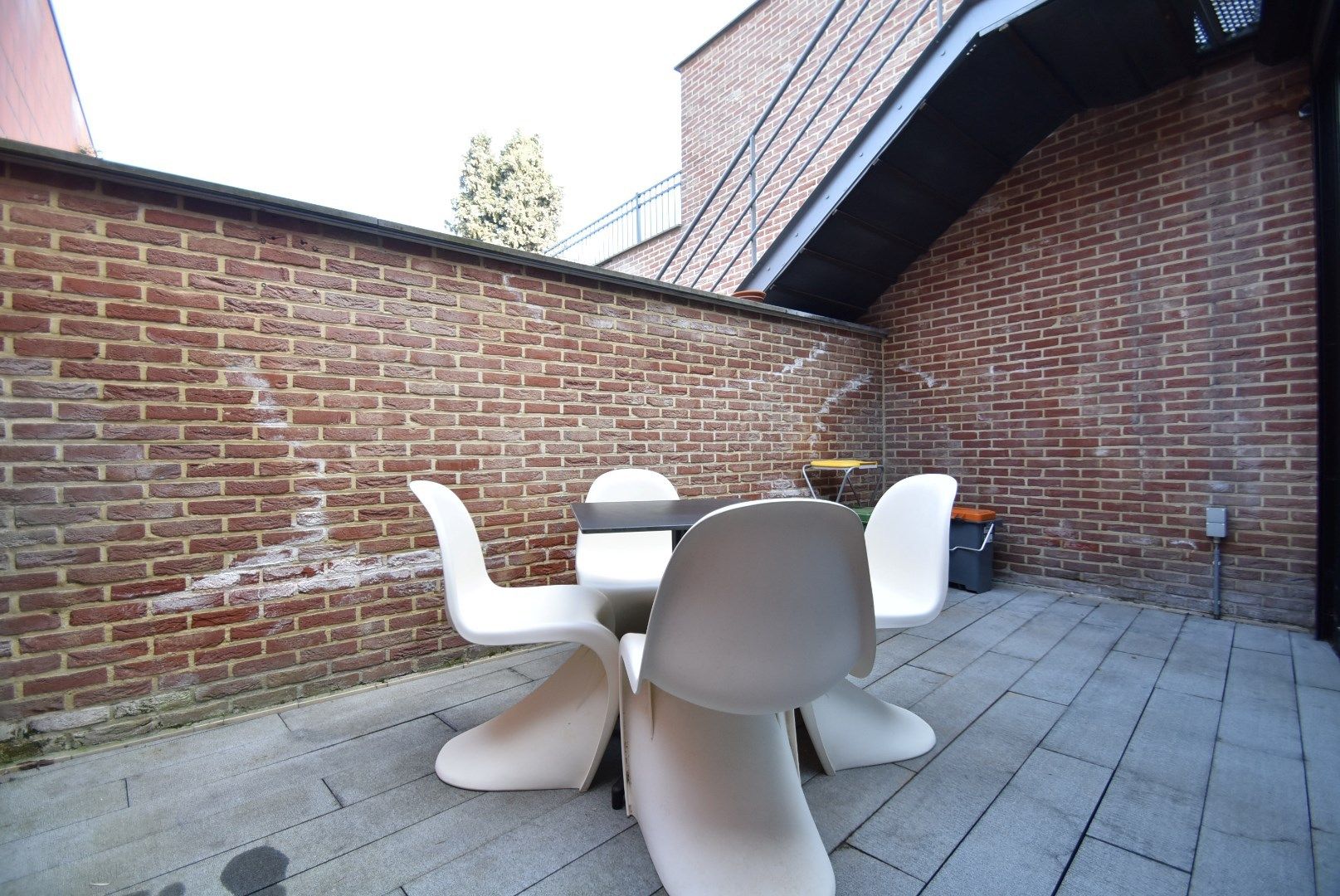 Uniek rolstoelvriendelijk en gemeubeld gelijkvloers appartement met terras dankzij hoogstaande architectuur  foto 26