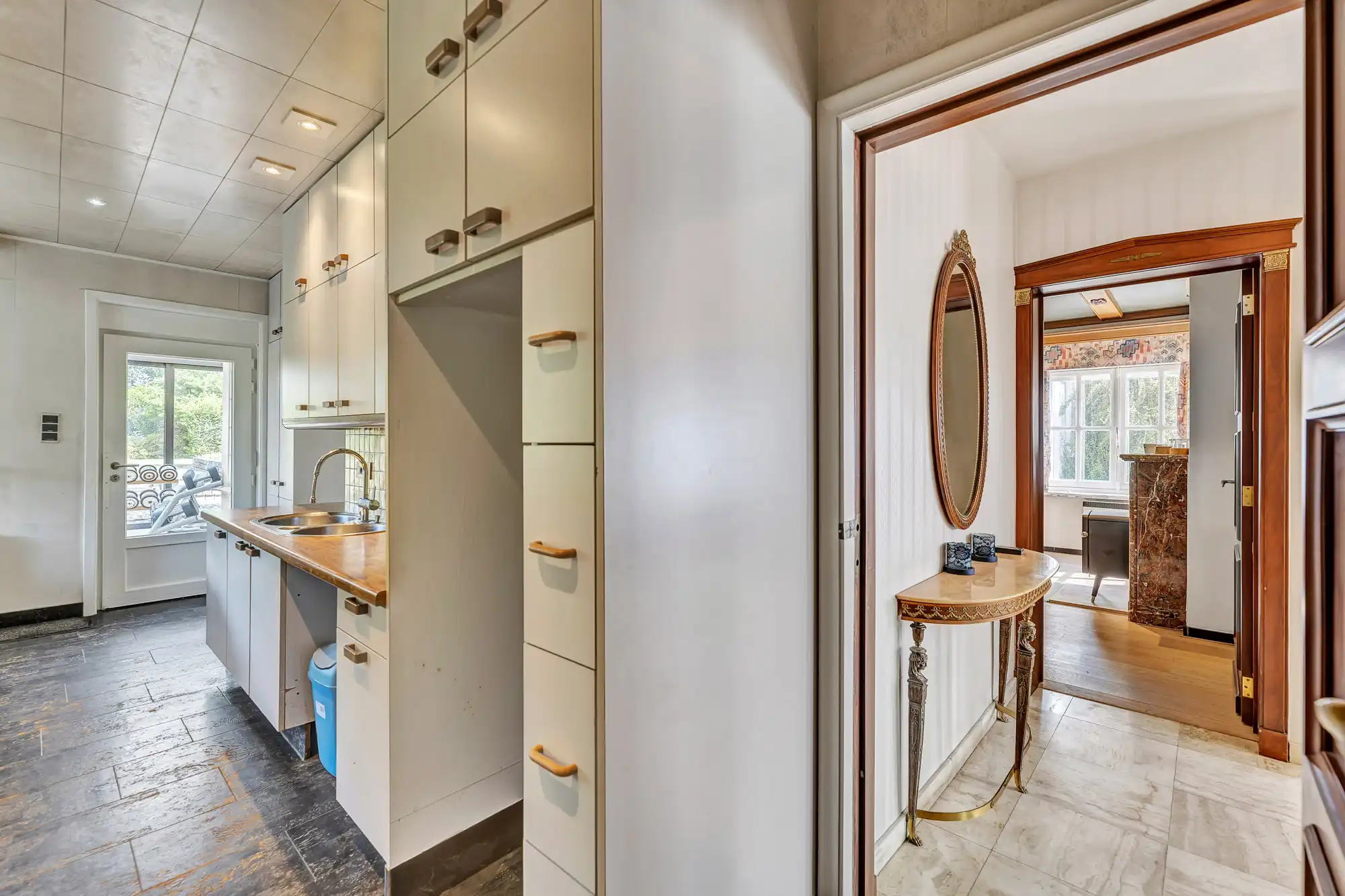 Statige te renoveren villa in Kerksken foto 10