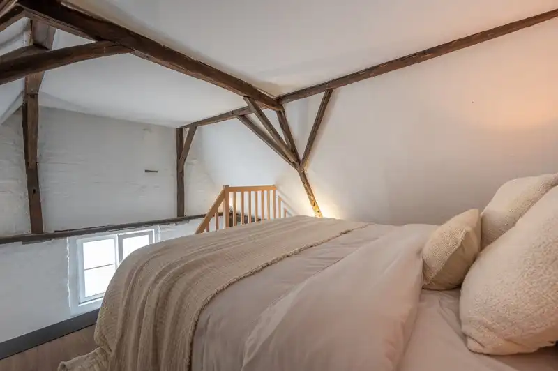 Historisch wonen in hartje Brugge – charme, comfort & karakter! foto 23