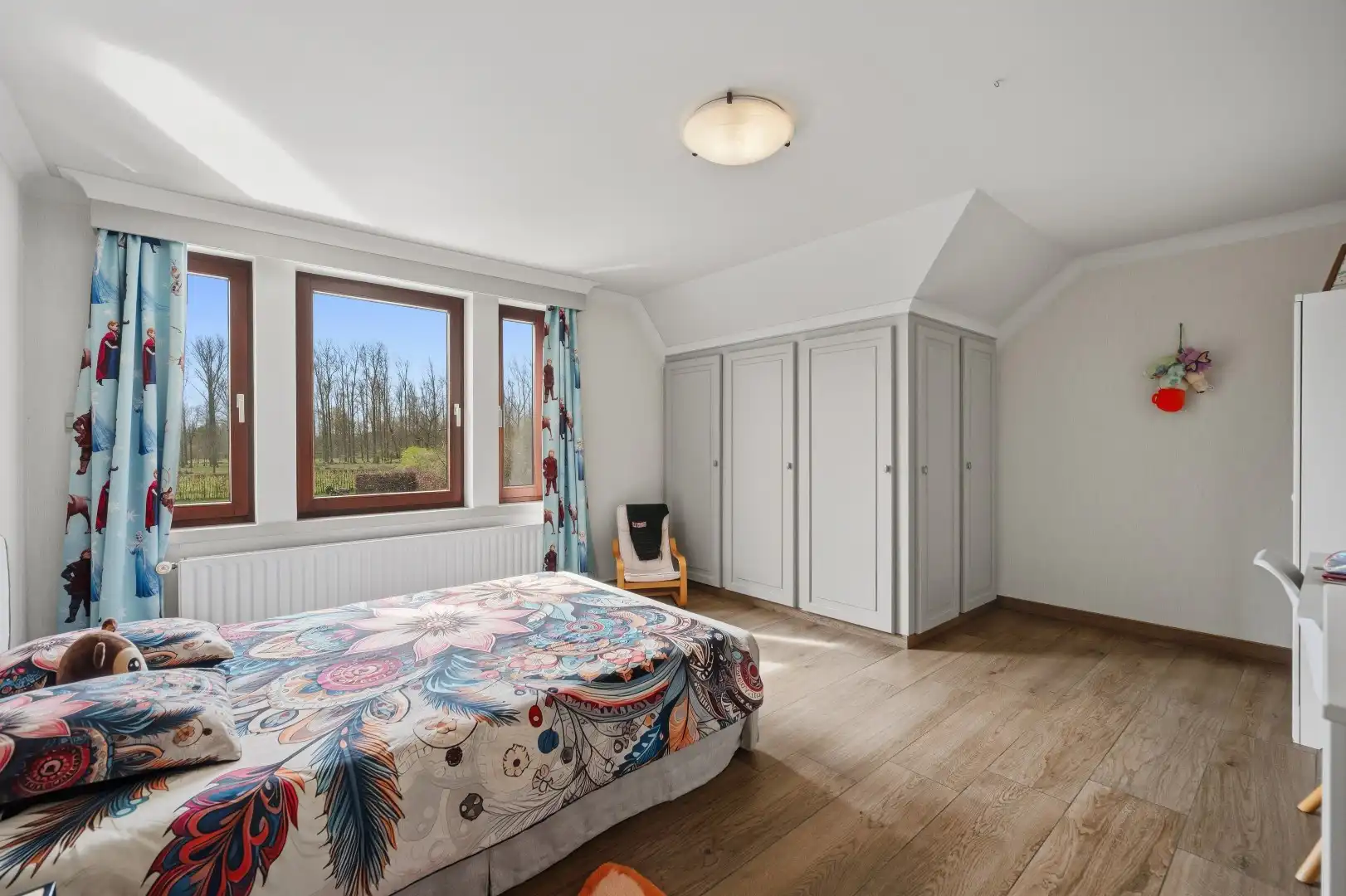 Instapklare, stijlvolle afgewerkte woning met 3 slpks foto 11