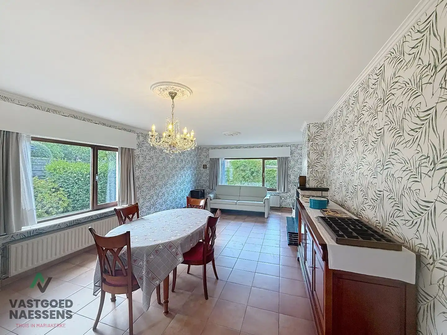 TE RENOVEREN BUNGALOW IN GEGEERDE WOONWIJK foto 4