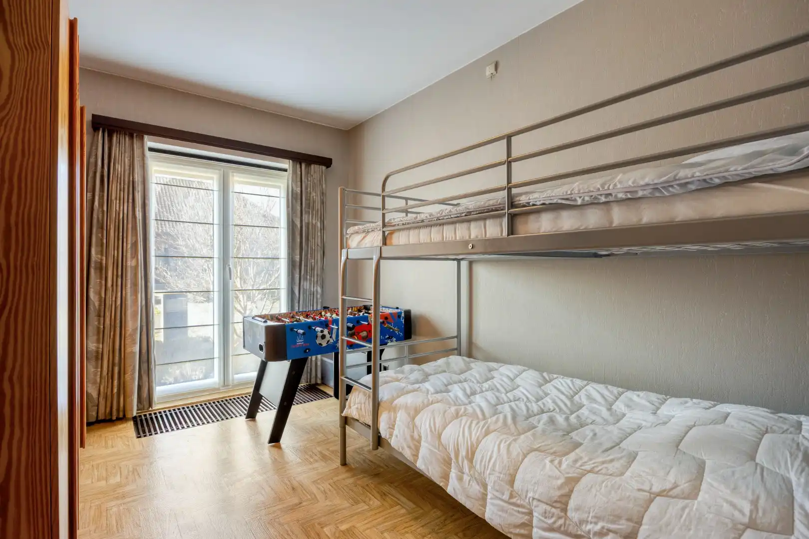 Gelijkvloerse woning met 3 slpks, rustig gelegen op 868 m² ! foto 17