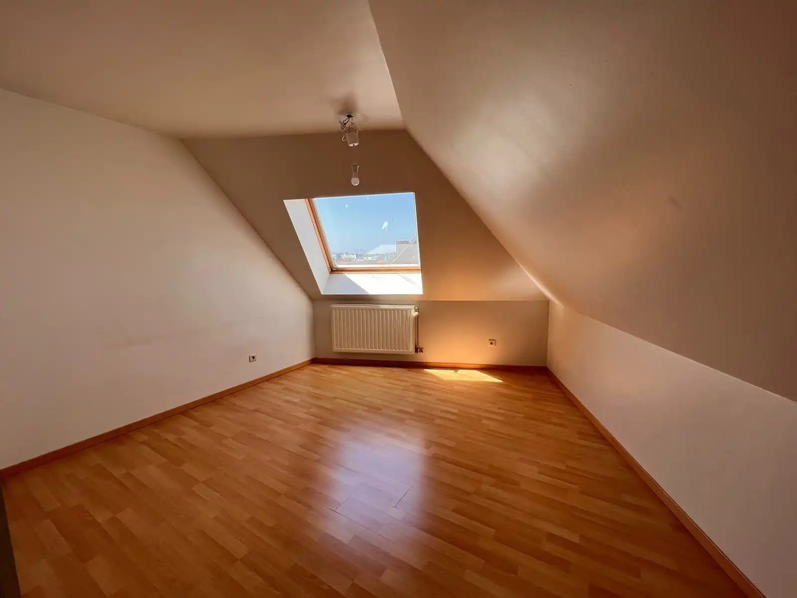 Ruim 2 slaapkamer duplex appartement te huur in Leuven foto 12