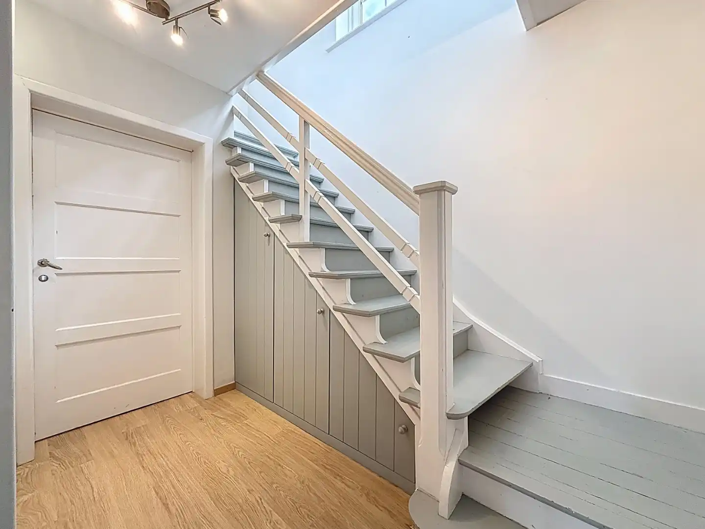 Ruime woning in de Simli-wijk op wandelafstand van zee foto 8