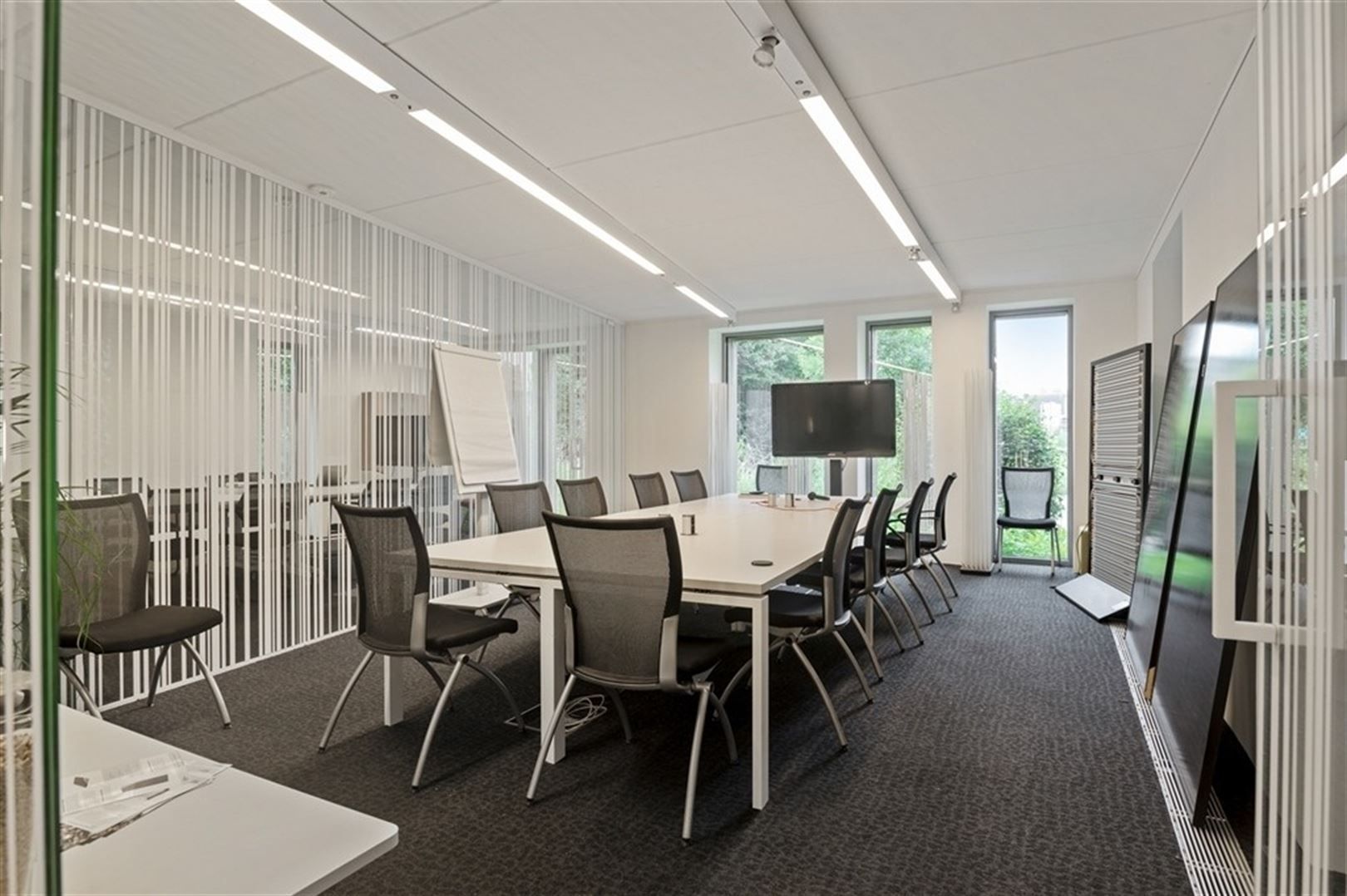 Magazijn + passief kantoorgebouw foto 11