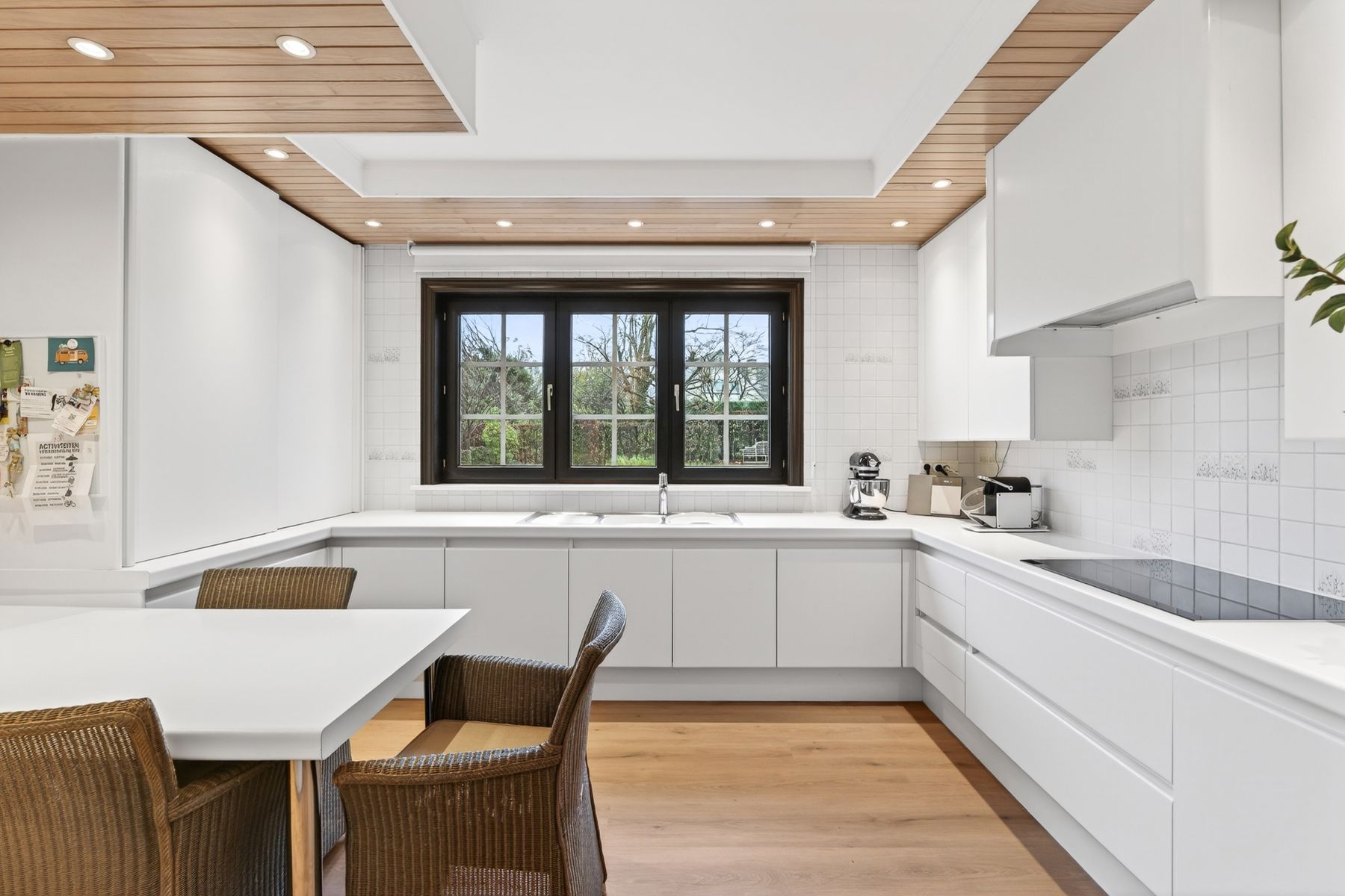 Tijdloze villa met zuidgerichte tuin in residentieel Merelbeke foto 8