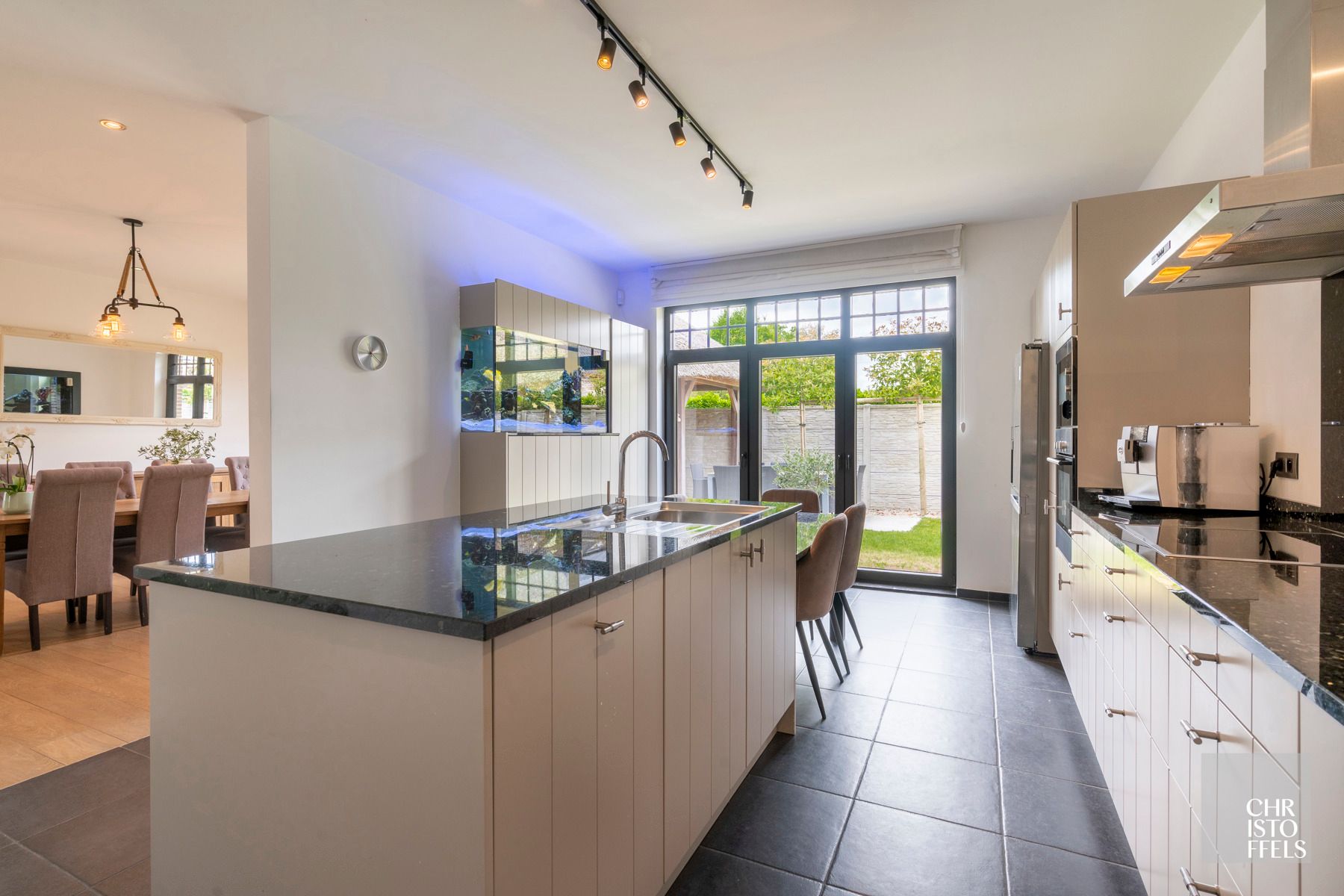 Rustig en centraal gelegen energiezuinige woning in pastorijstijl foto 11