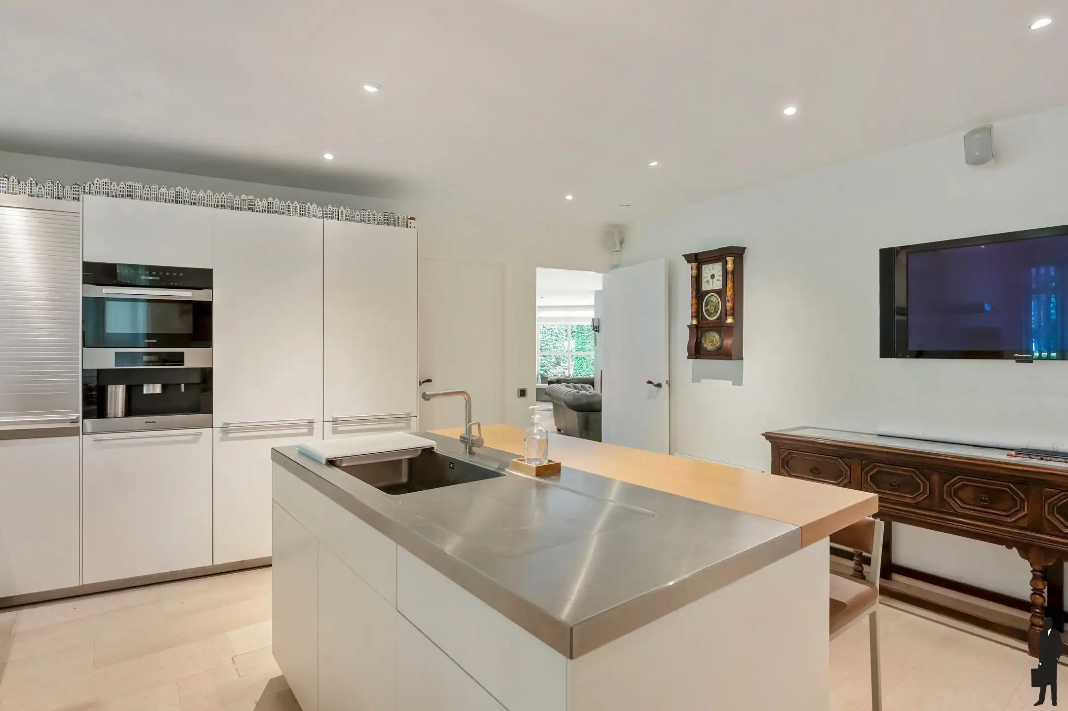 Charmante villa op gegeerde locatie foto 7