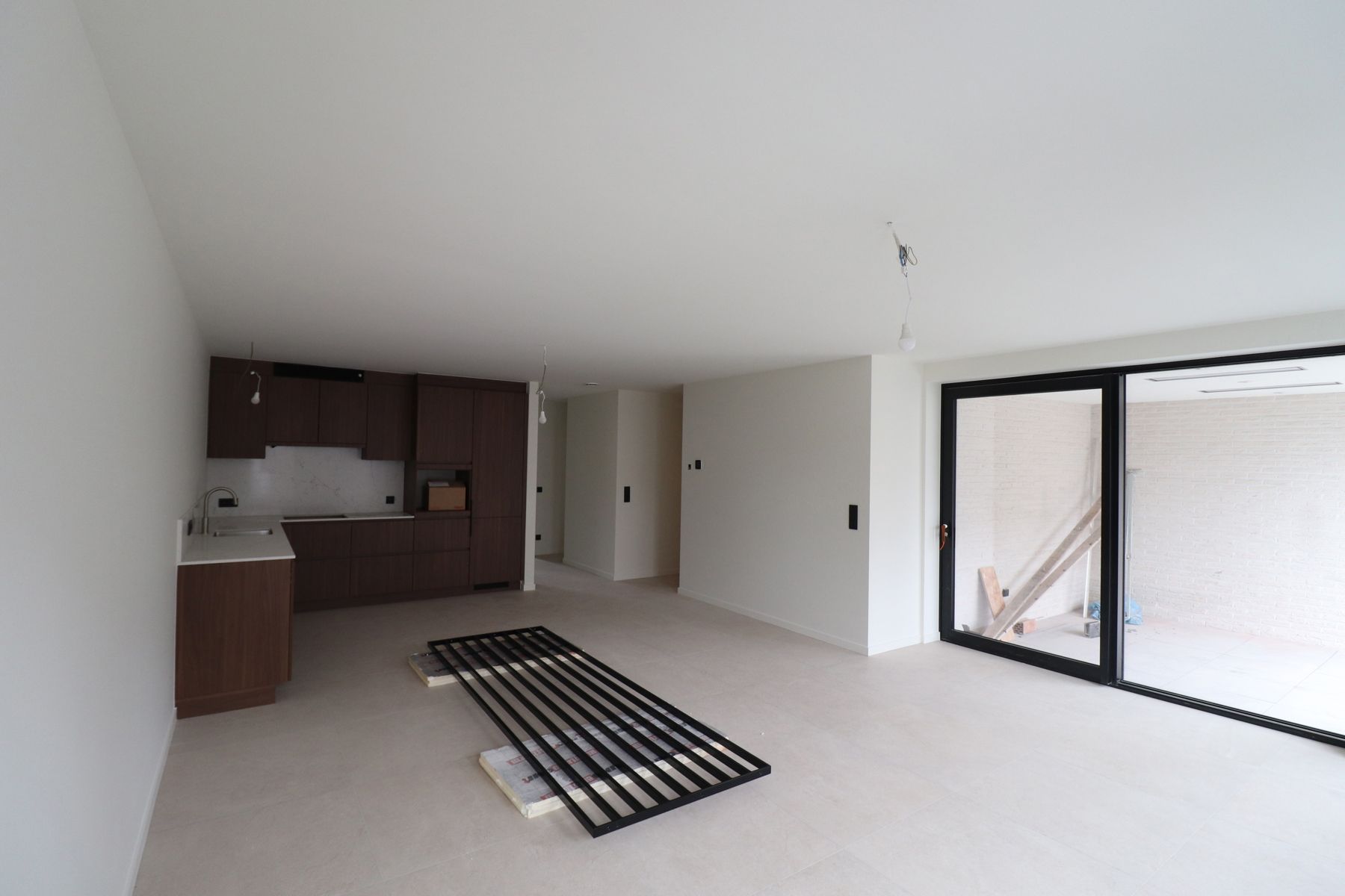 Nieuwbouw appartement op de 1ste verdieping van 95,50m² met 2 slaapkamers en terras.  foto 3