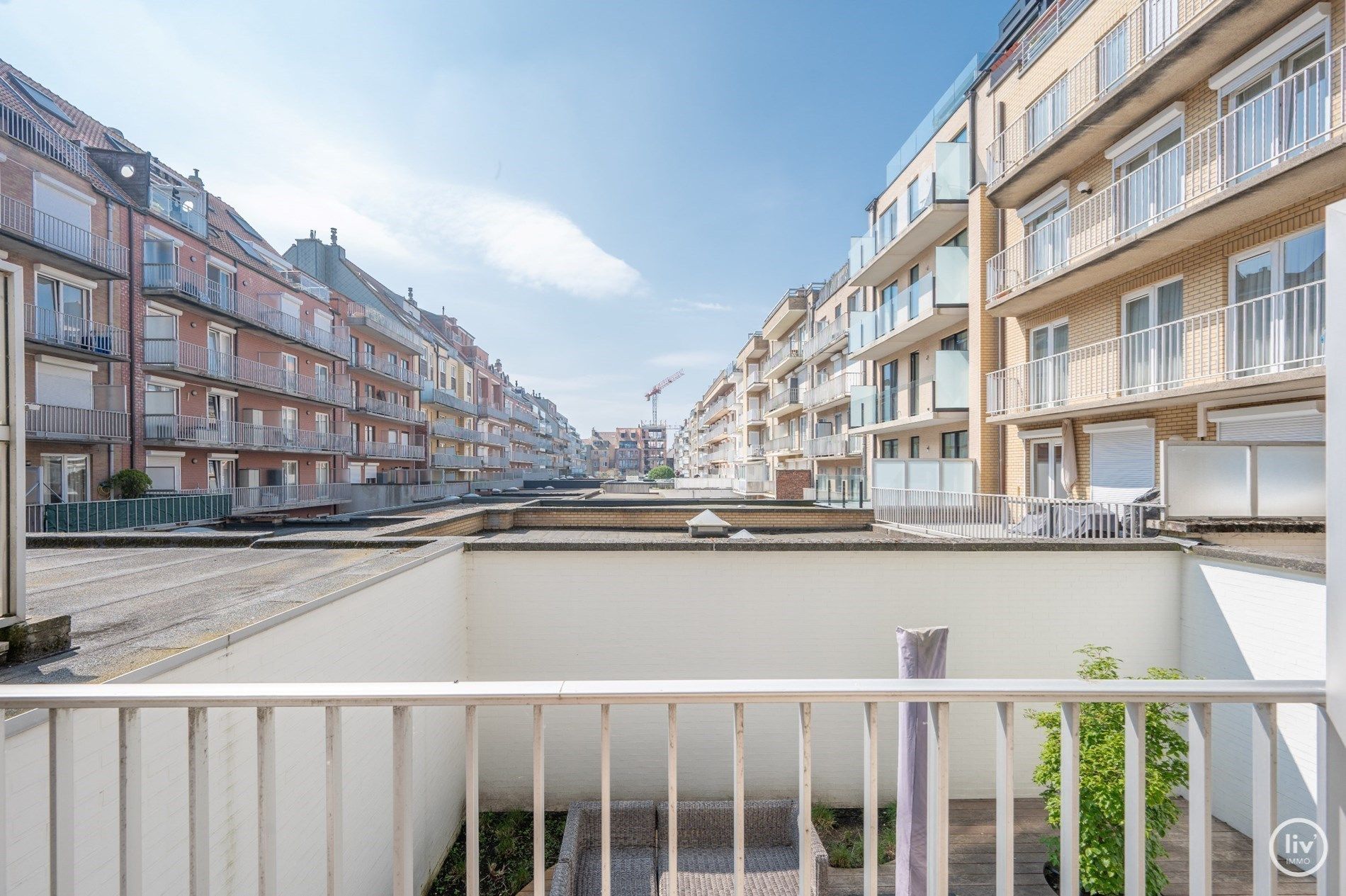 Ruim 1 slaapkamer-appartement op een topligging op de Bayauxlaan te Knokke.  foto 11