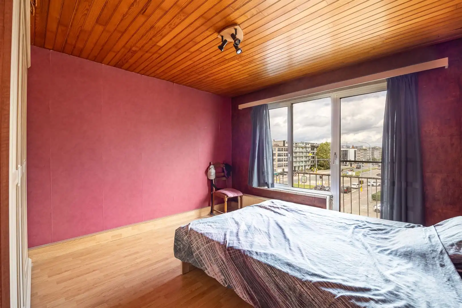 Te renoveren hoekappartement ca. 99m2 op centrale locatie foto 9