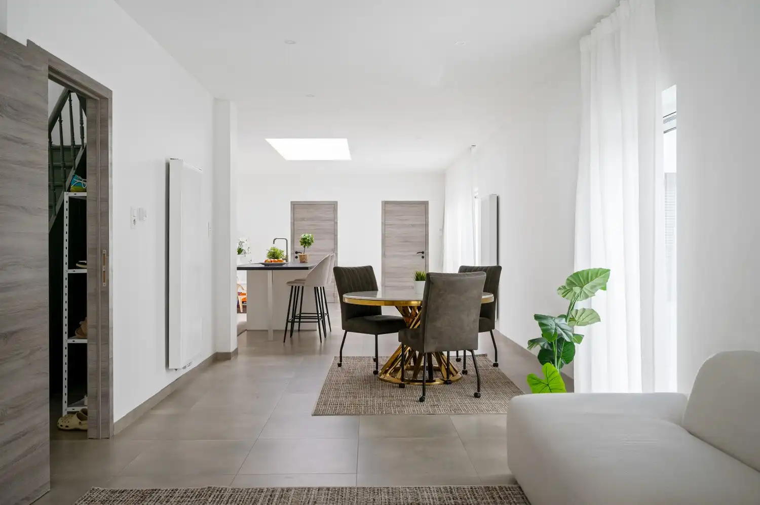 Gerenoveerde woning met tuin en polyvalent bijgebouw te Reet foto 3