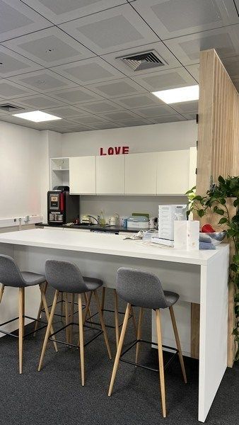 Kantoorruimte te huur vlakbij station van Mechelen foto 16