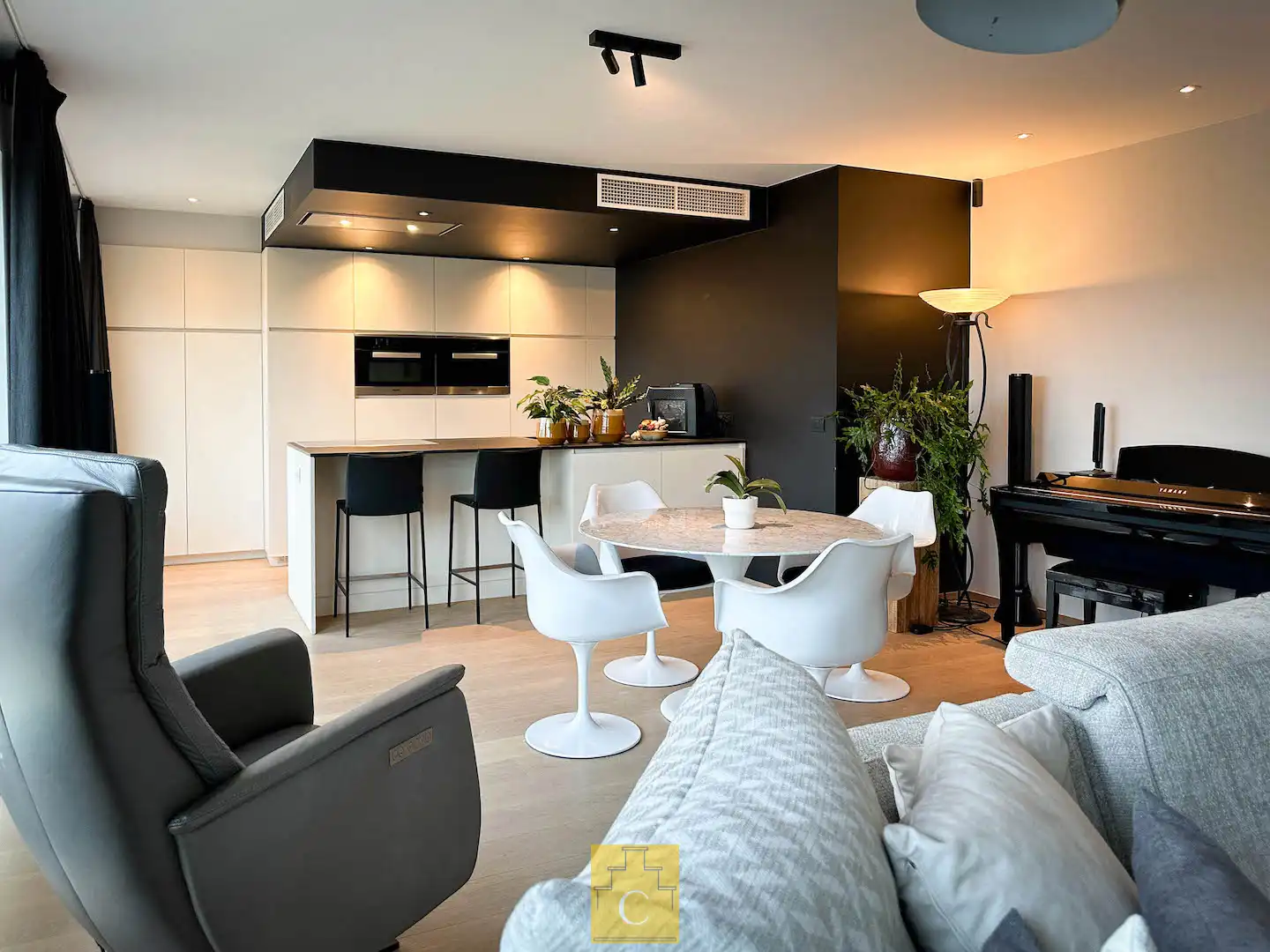 knappe penthouse met zicht op 't Stil Ende en het Graaf Visartpark foto 10