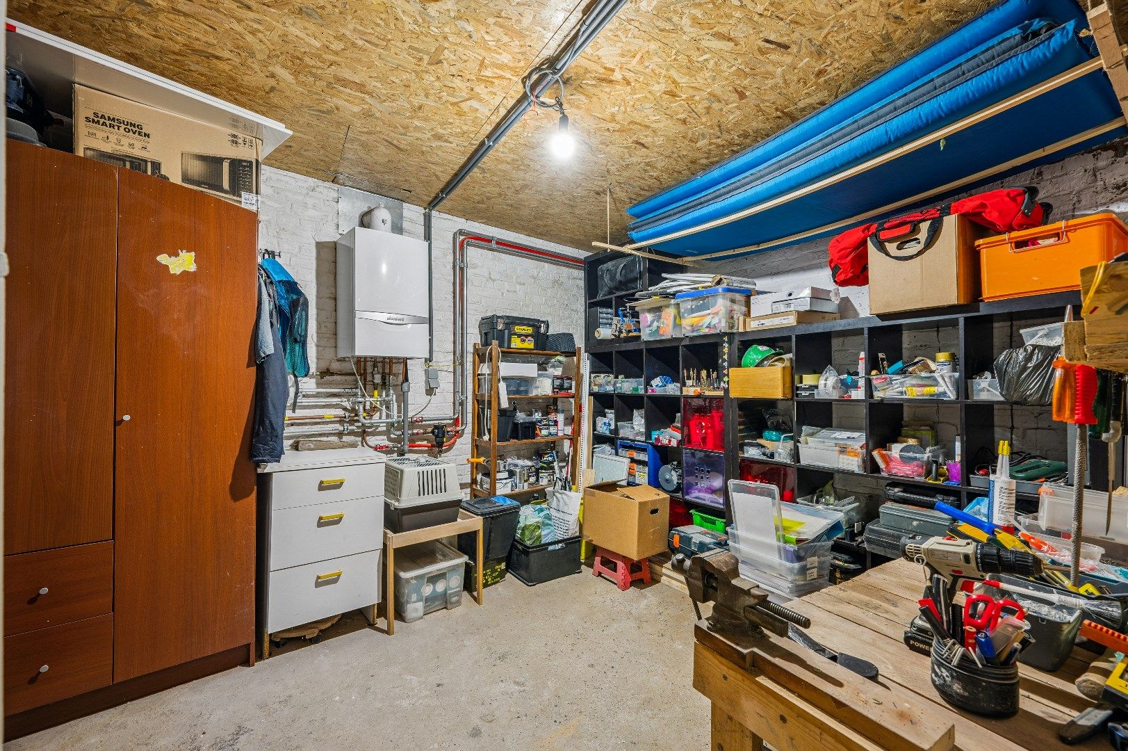 Gezinswoning met 4 slaapkamers en parkeerplaats foto 19