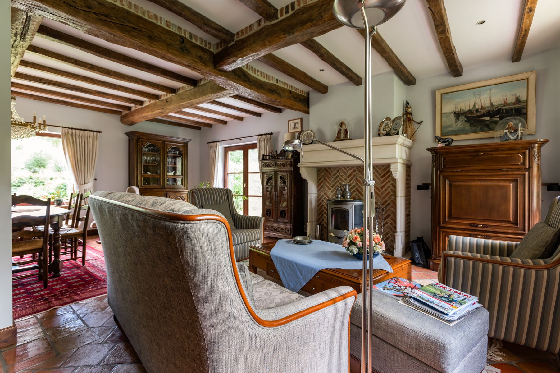 Goed onderhouden villa met prachtige tuin op ca. 3.136 m2. foto 6