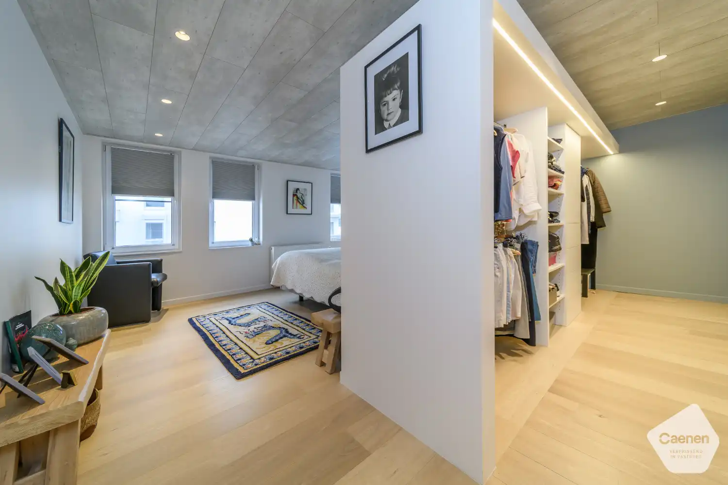 Ruim en lichtrijk appartement te koop in hartje De Panne foto 6