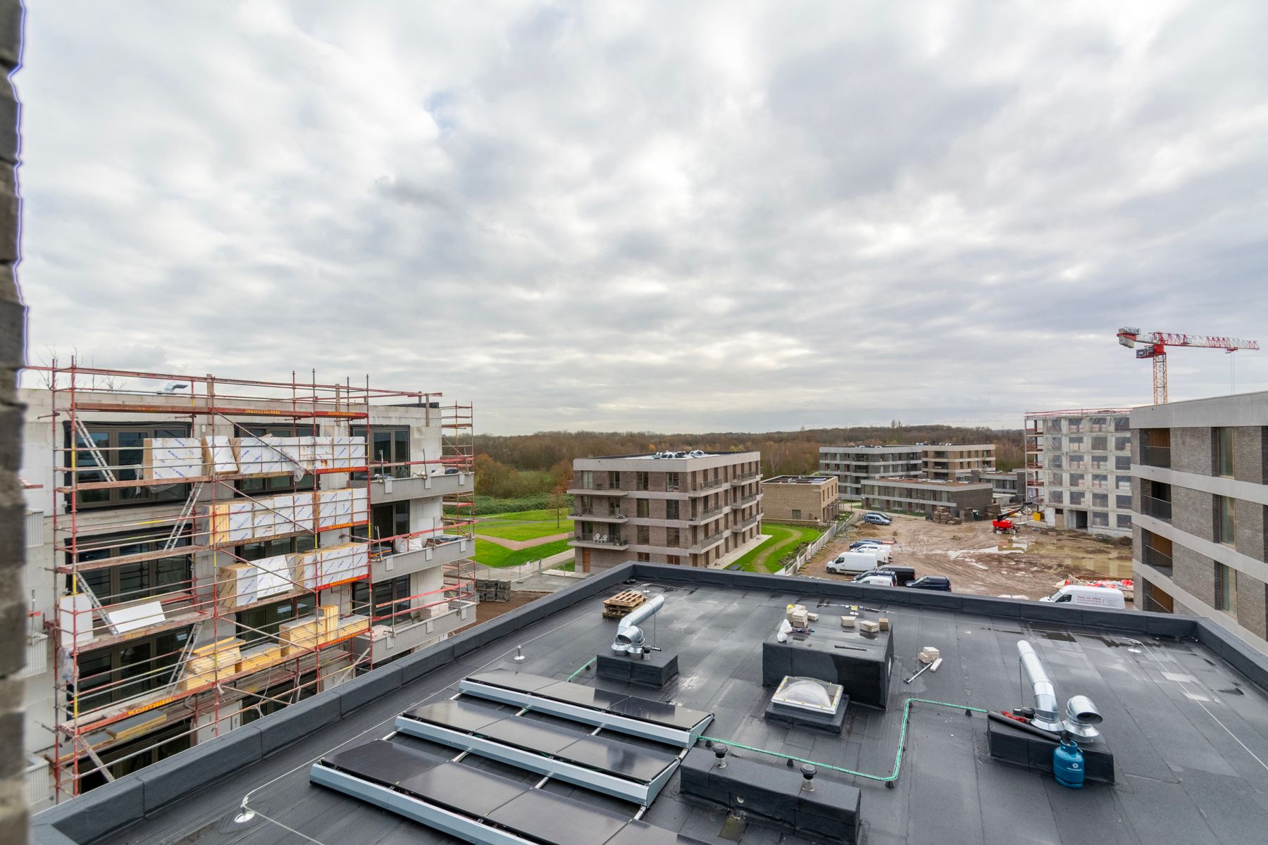 Rustig en comfortabel 3slpk appt. met zicht op park  foto 12