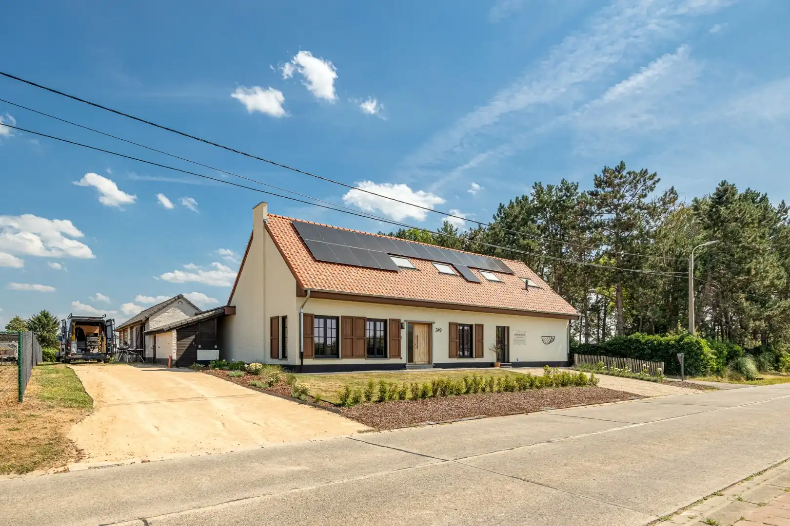 Energievriendelijke en Instapklare langgevelhoeve met privé-praktijkruimte te Berlaar foto 2