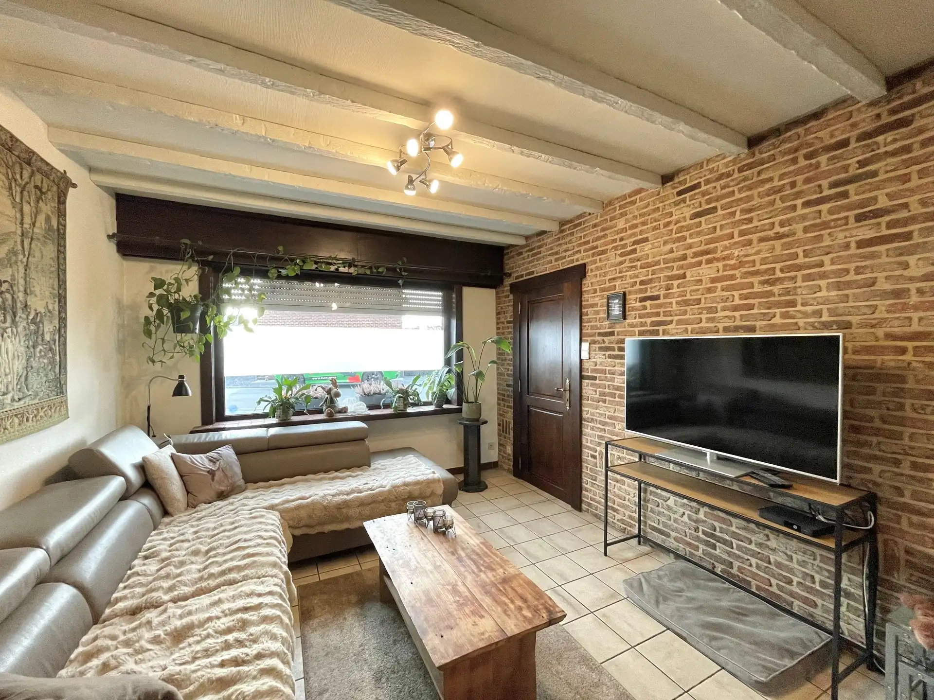 HOB |2 SLAAPKAMERS |TUIN | CARPORT | 515 m² foto 9