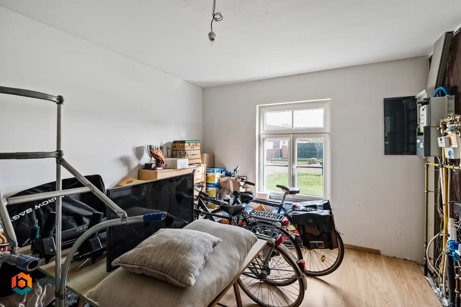 Woning met 4 slaapkamers en achterliggend bos (+-70a) foto 12