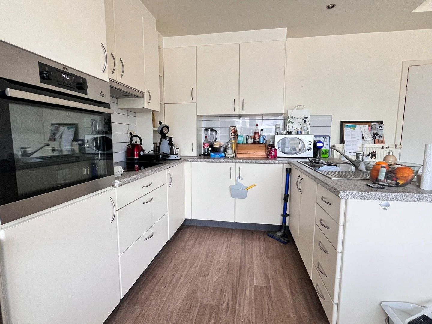 Gelijkvloers appartement met 2 slaapkamers, kelderberging en garage foto 9