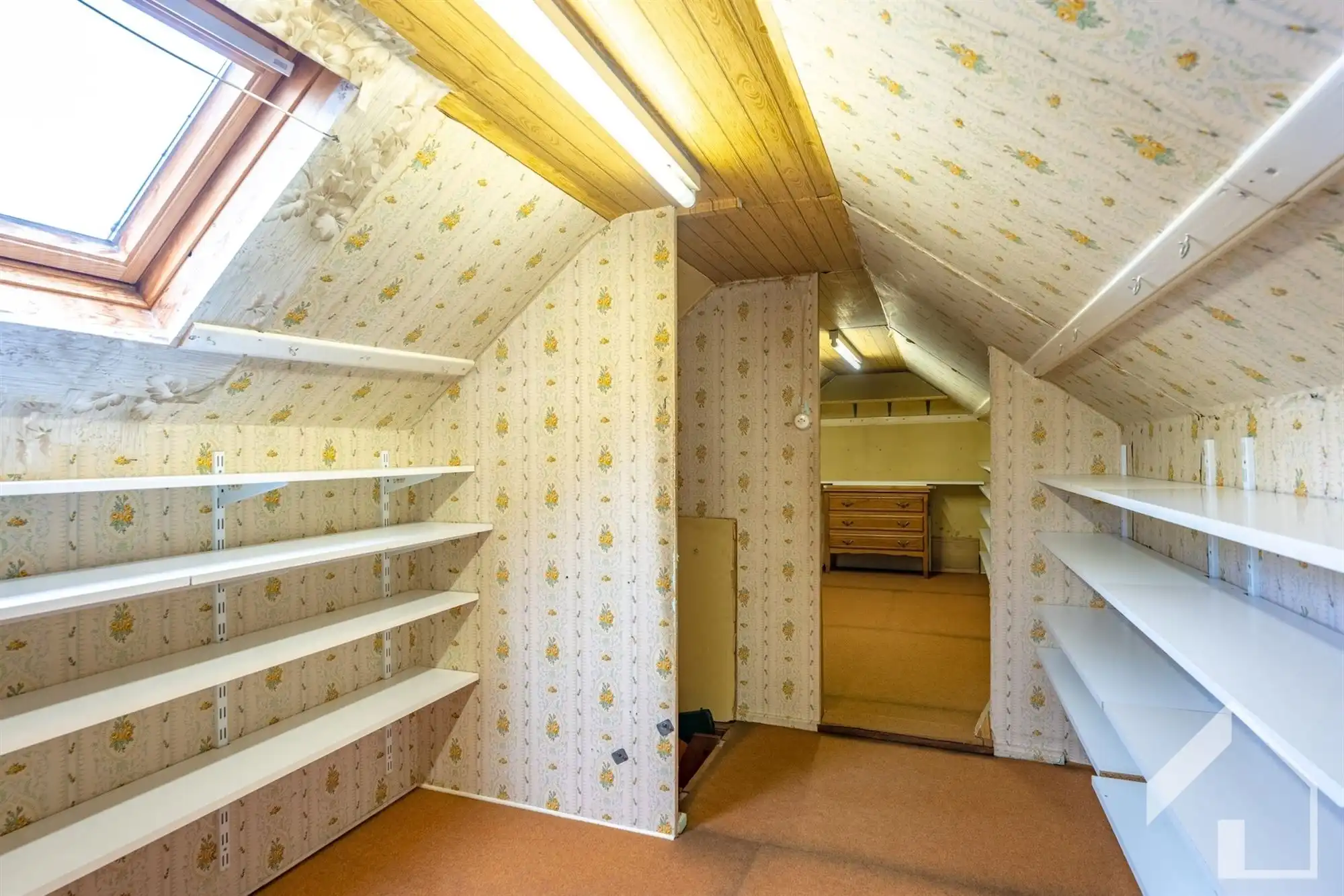 Te renoveren gezinswoning met veel potentieel op toplocatie in Brasschaat!  foto 14