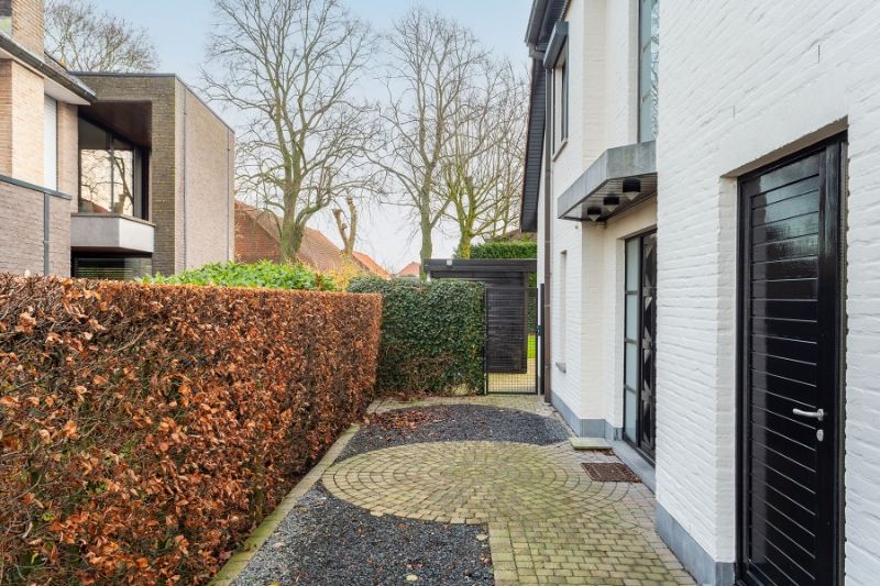 Prachtige villa in doodlopende straat in Essen Centrum foto 6