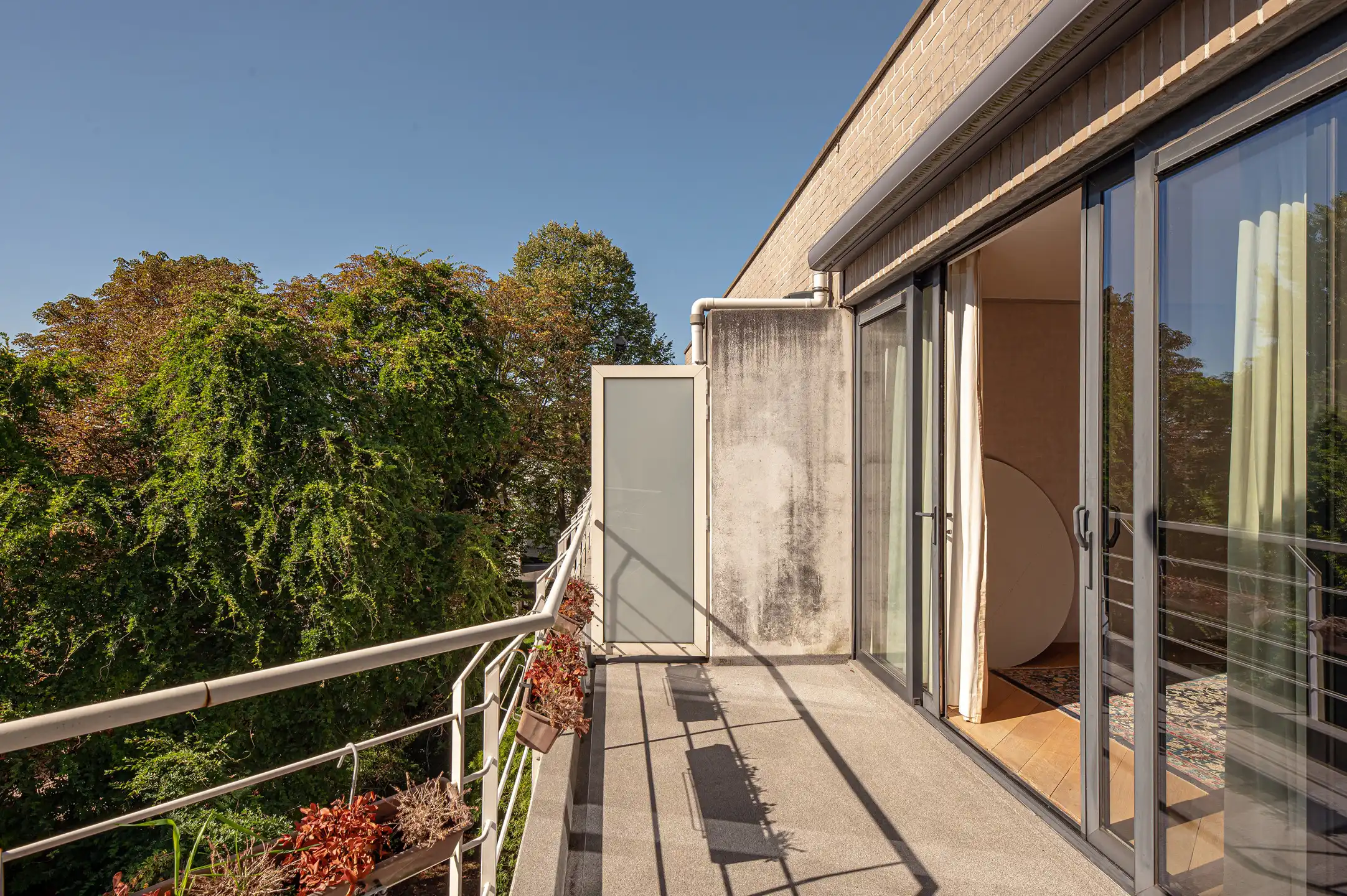 Lichtrijk duplex appartement met uitzonderlijk brede gevel foto 7