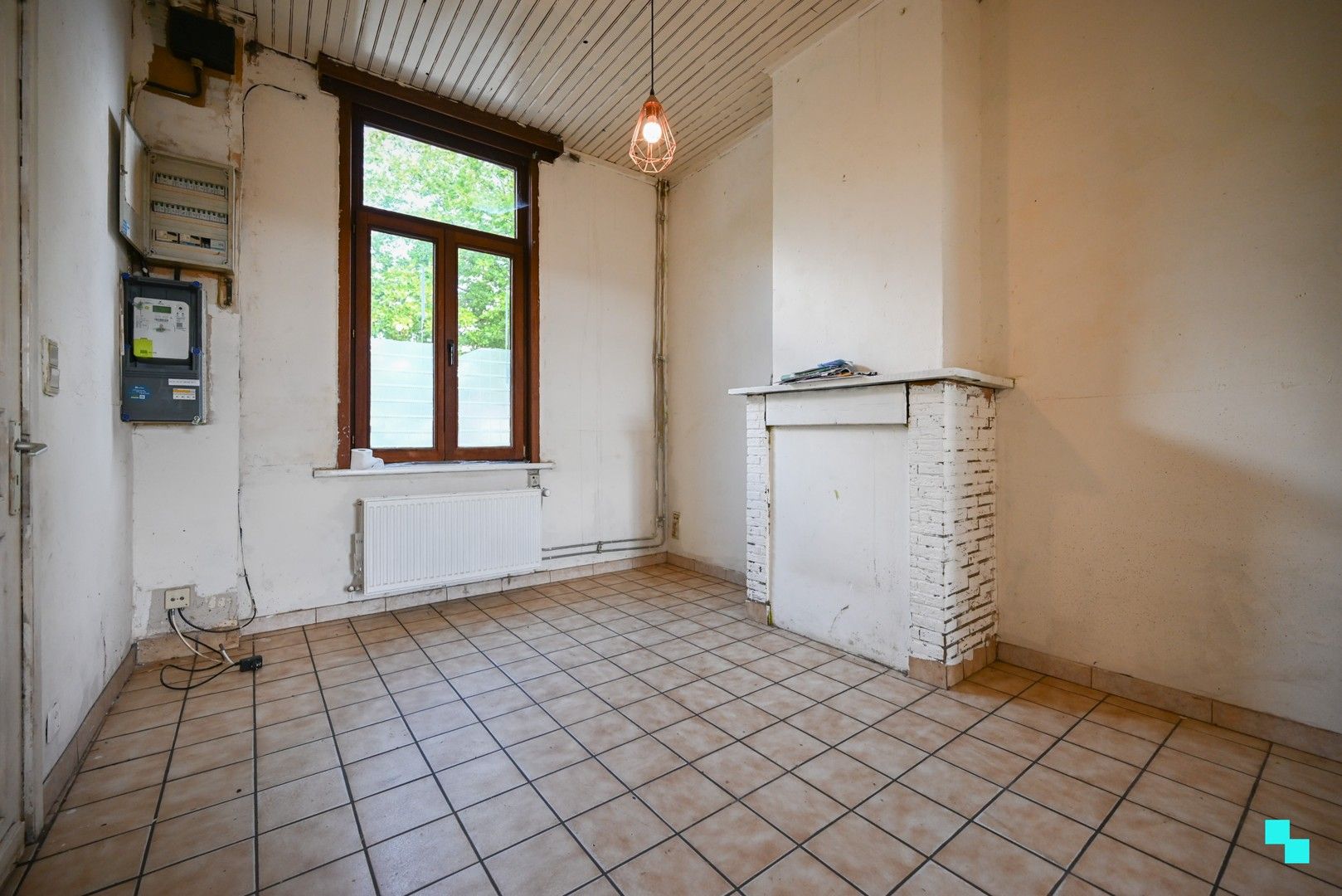 Te renoveren eengezinswoning gelegen op een perceel van ca. 300 m² foto 8