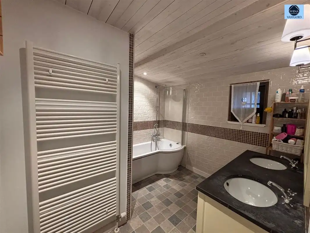 KARAKTERVOLLE WONING MET 5 SLAAPKAMERS foto 15