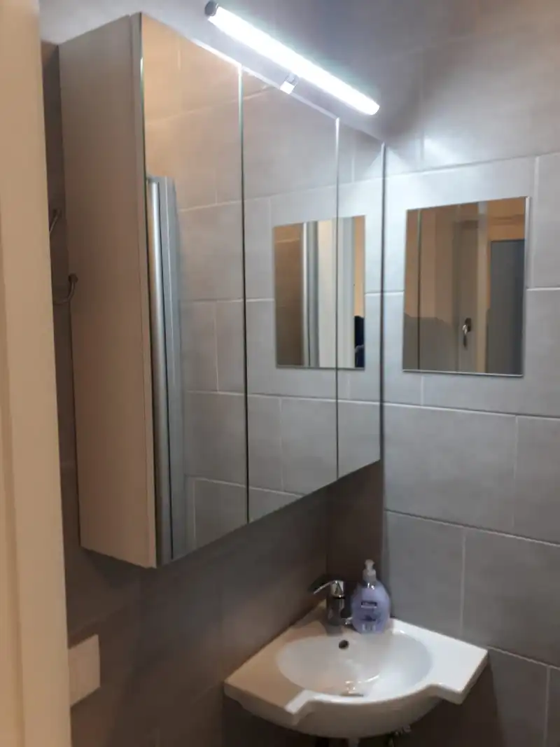 Mooi gerenoveerd 2-slaapkamer-appartement  met zeezicht. foto 20