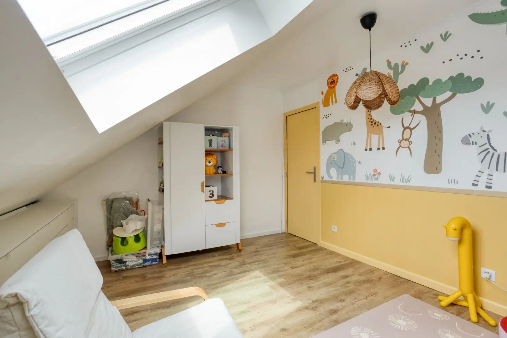 Zeer rustig gelegen half open bebouwing met 4 slaapkamers en ruime tuin in Pellenberg - EPC 162 kwh/m2 foto 24