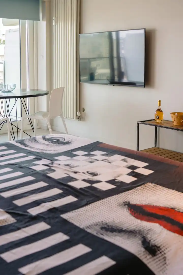 Instapklare gerenoveerde studio met ruim terras foto 28