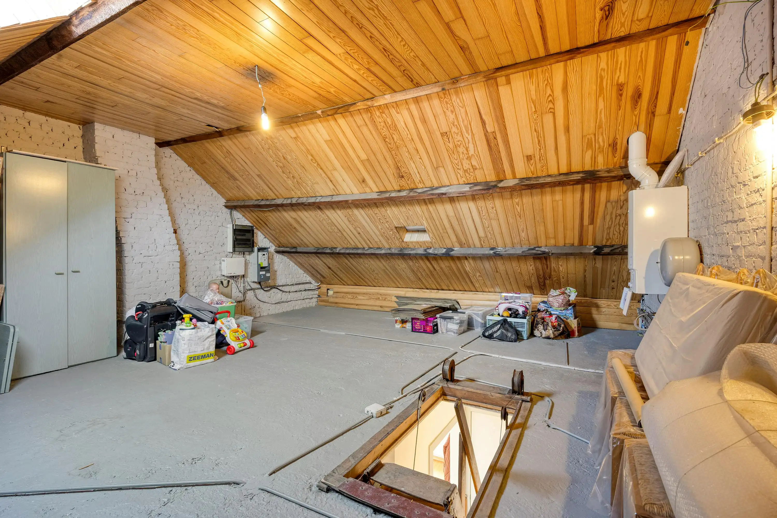 Gerenoveerd en energiezuinig huis met 3 slaapkamers in Boom foto 22