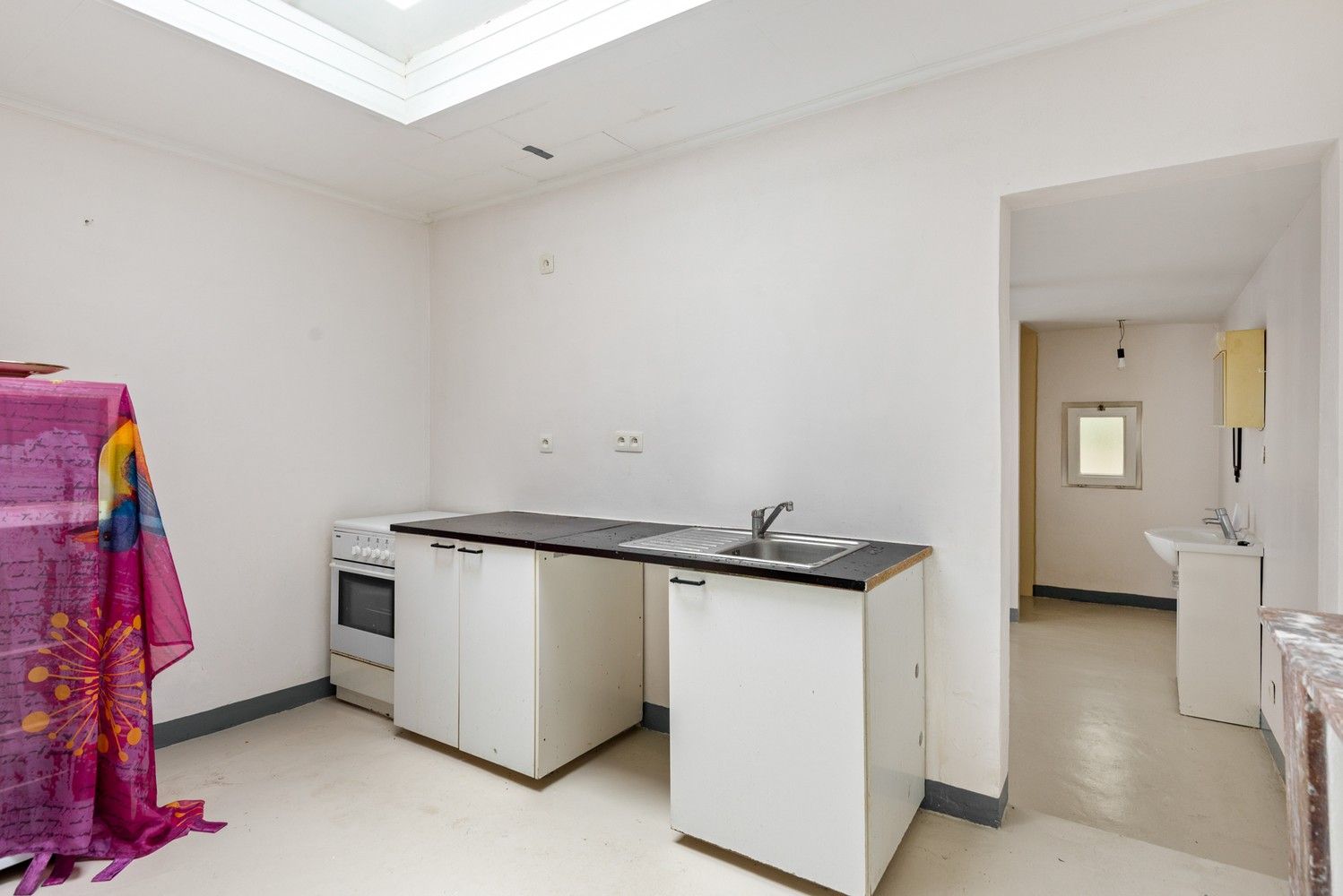 Leuke, te renoveren woning met 2 slaapkamers in het centrum van Duffel foto 6