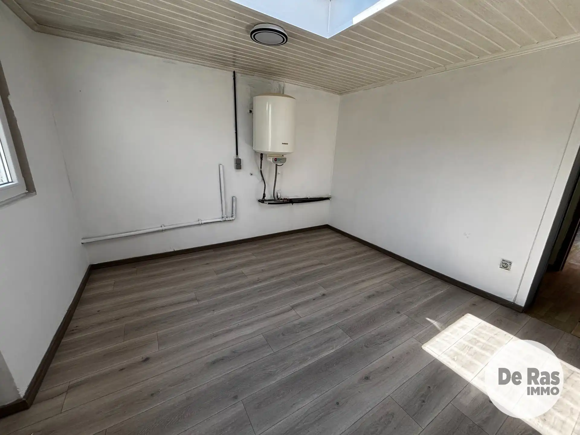 NIEUWERKERKEN - Arbeiderswoning op centrale ligging foto 9