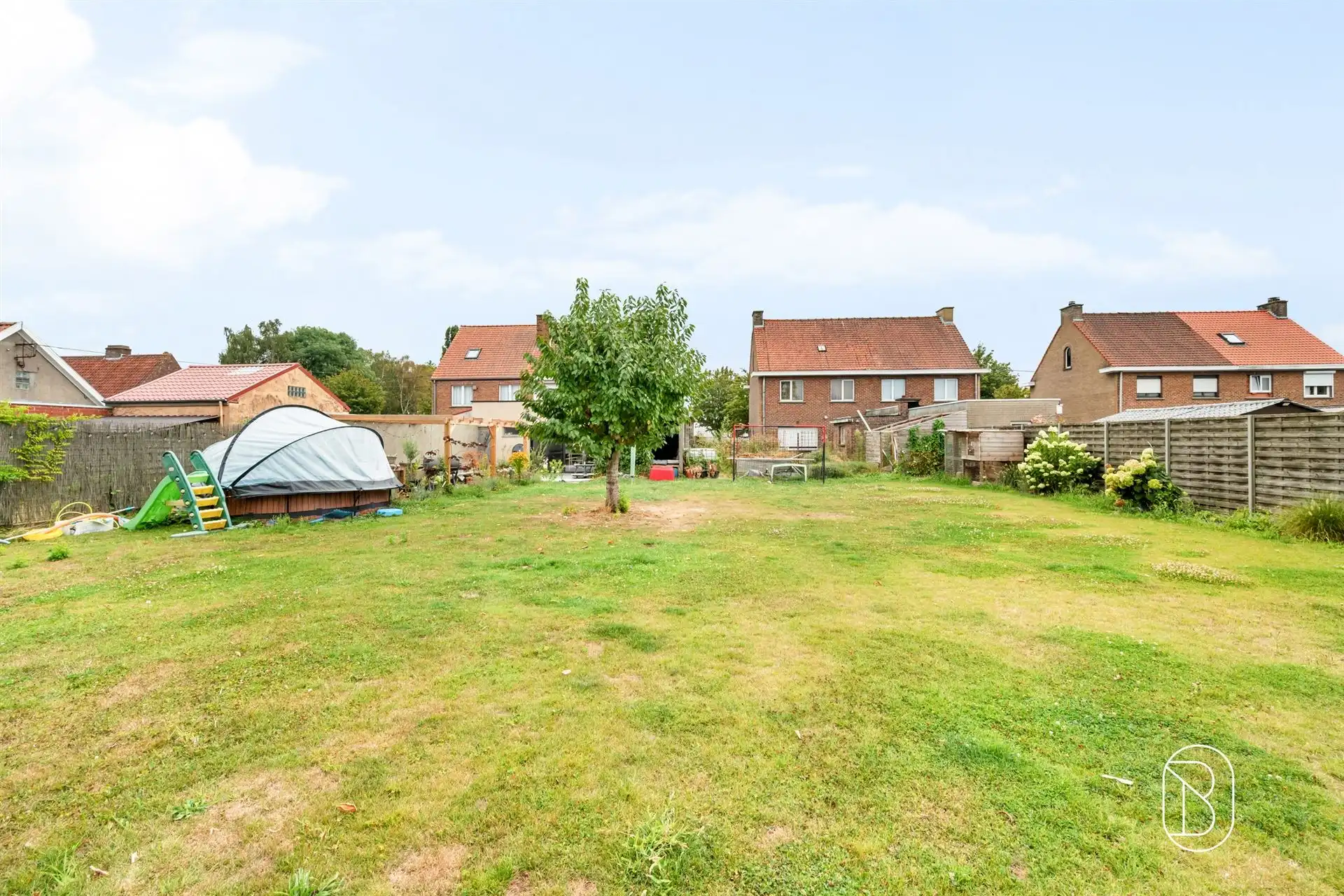 Mooi gerenoveerde woning te Beveren-Leie met 4 kamers foto 7