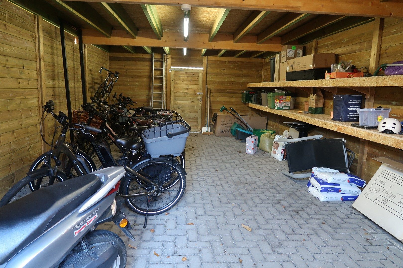 Stijlvol nieuwbouwappartement met 3 slaapkamers en 2 terrassen foto 17
