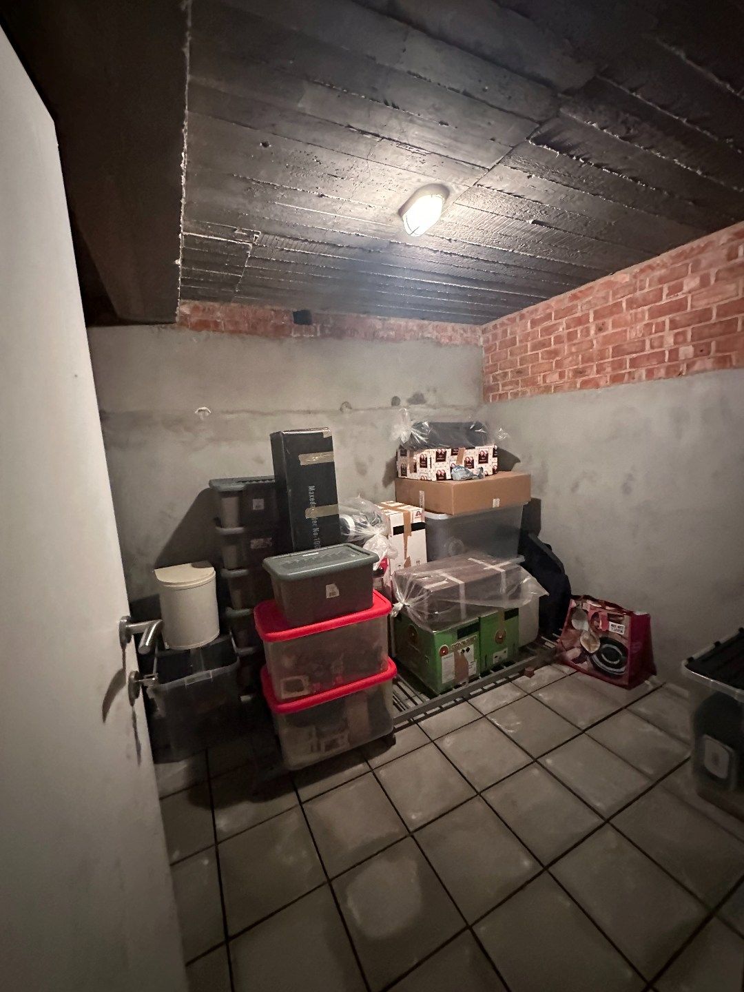 Instap klaar appartement op het gelijkvloers rechts met gezellige koer.  foto 14