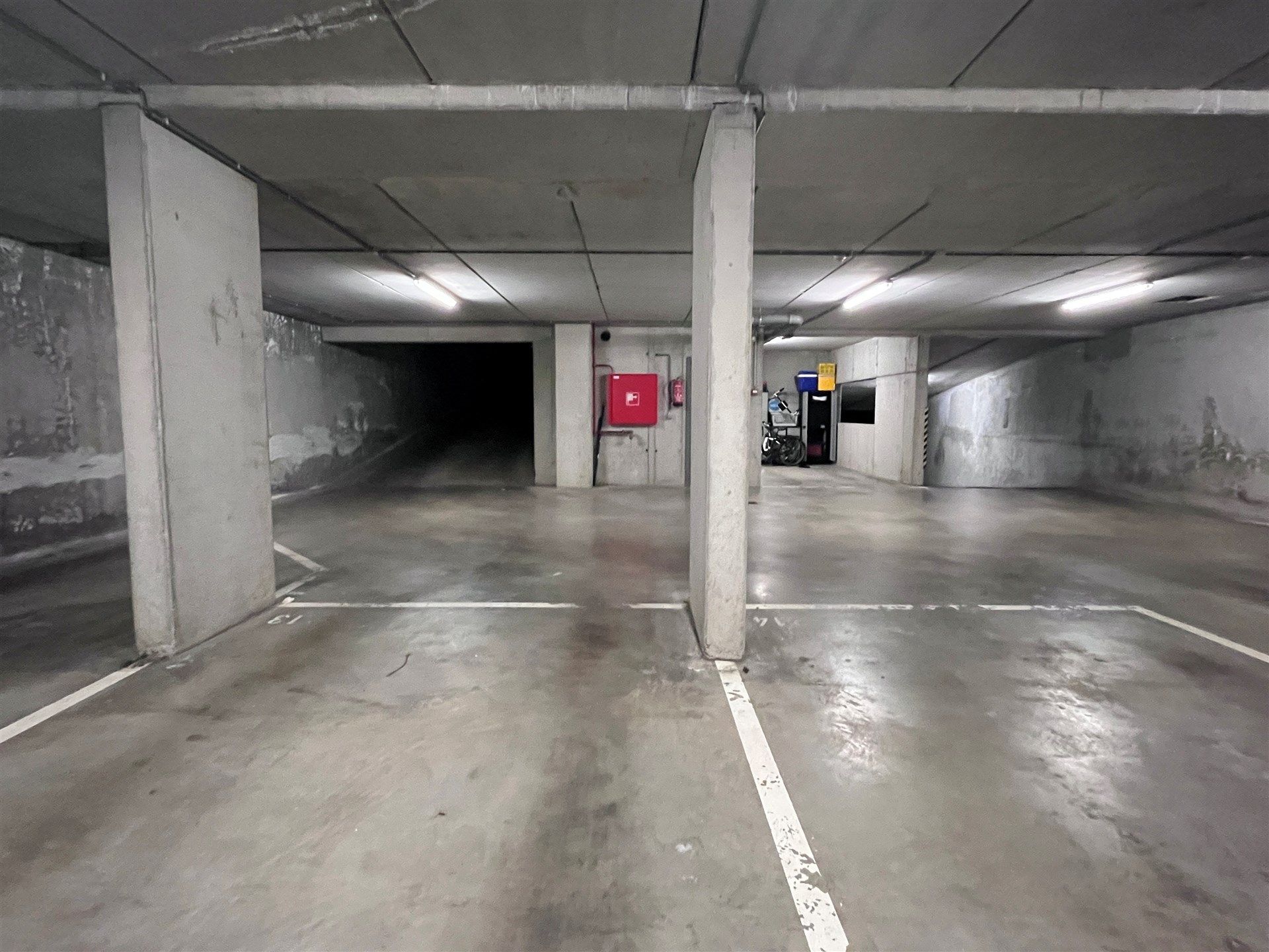 3 slaapkamerappartement met terras

 en autostaanplaats  foto 15
