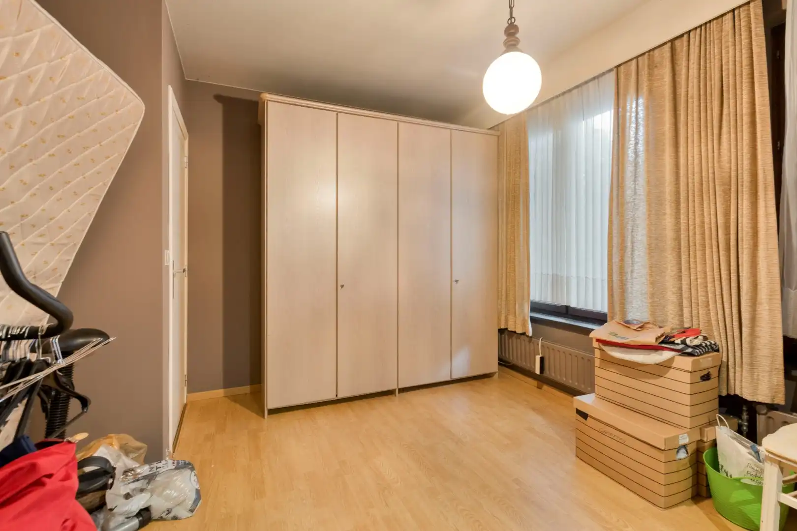 Ruime woning met 5 slaapkamers, garage en zonnige tuin in Mol-Ginderbuiten foto 19