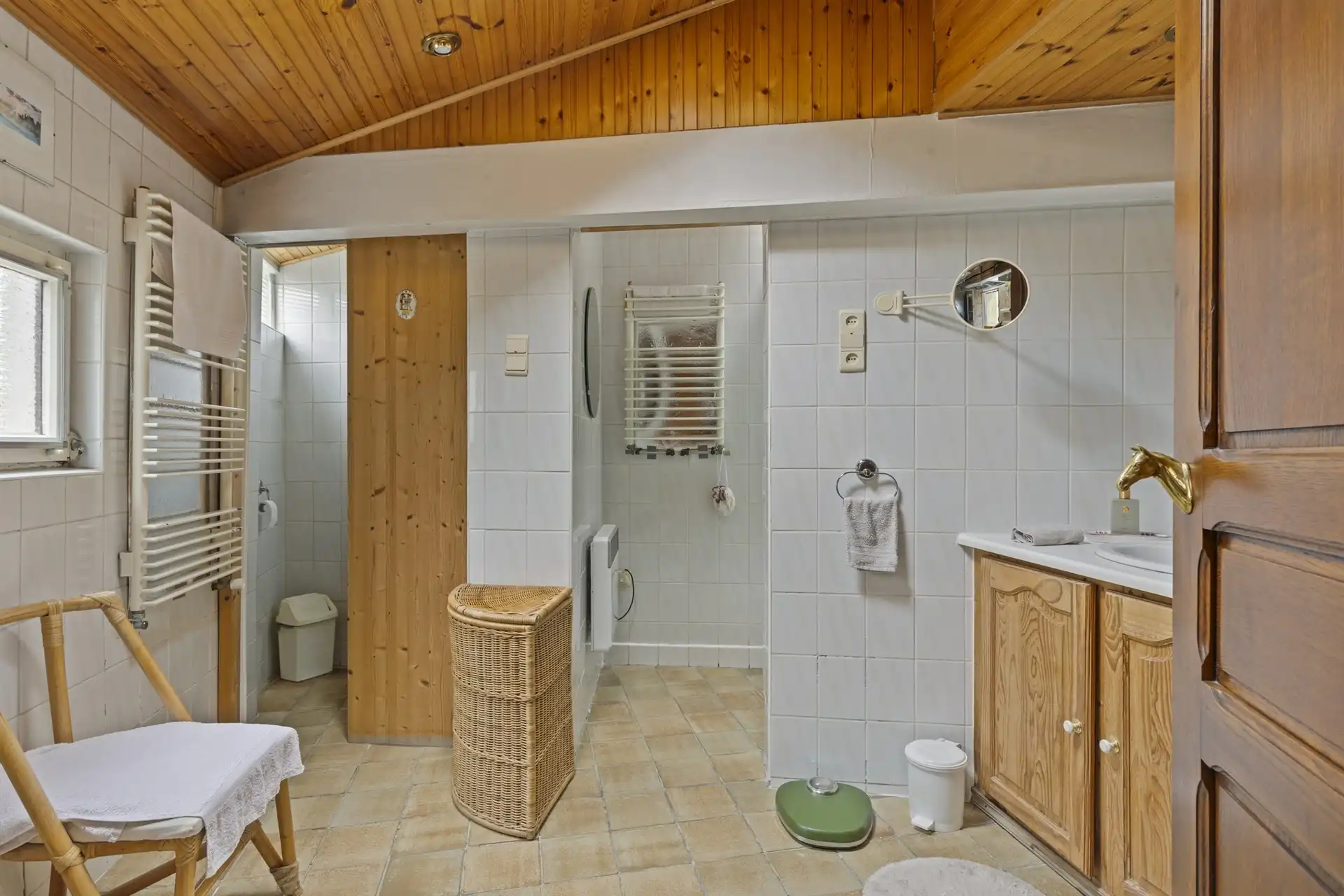 ONDER COMPROMIS ! Goed onderhouden woning nabij centrum Opwijk foto 12