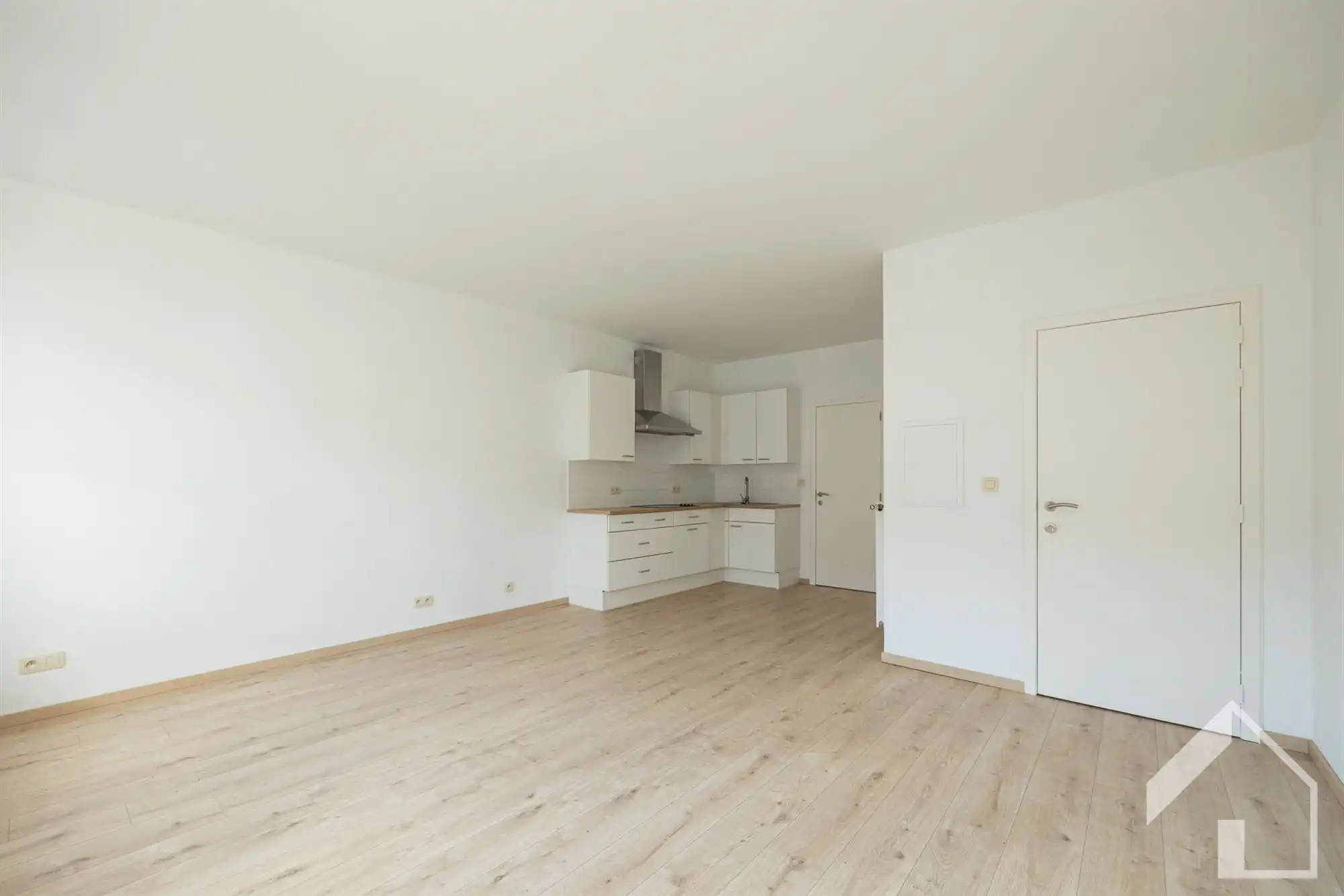 Opbrengsteigendom bestaande uit 7 studio's: mooi rendement! foto 2